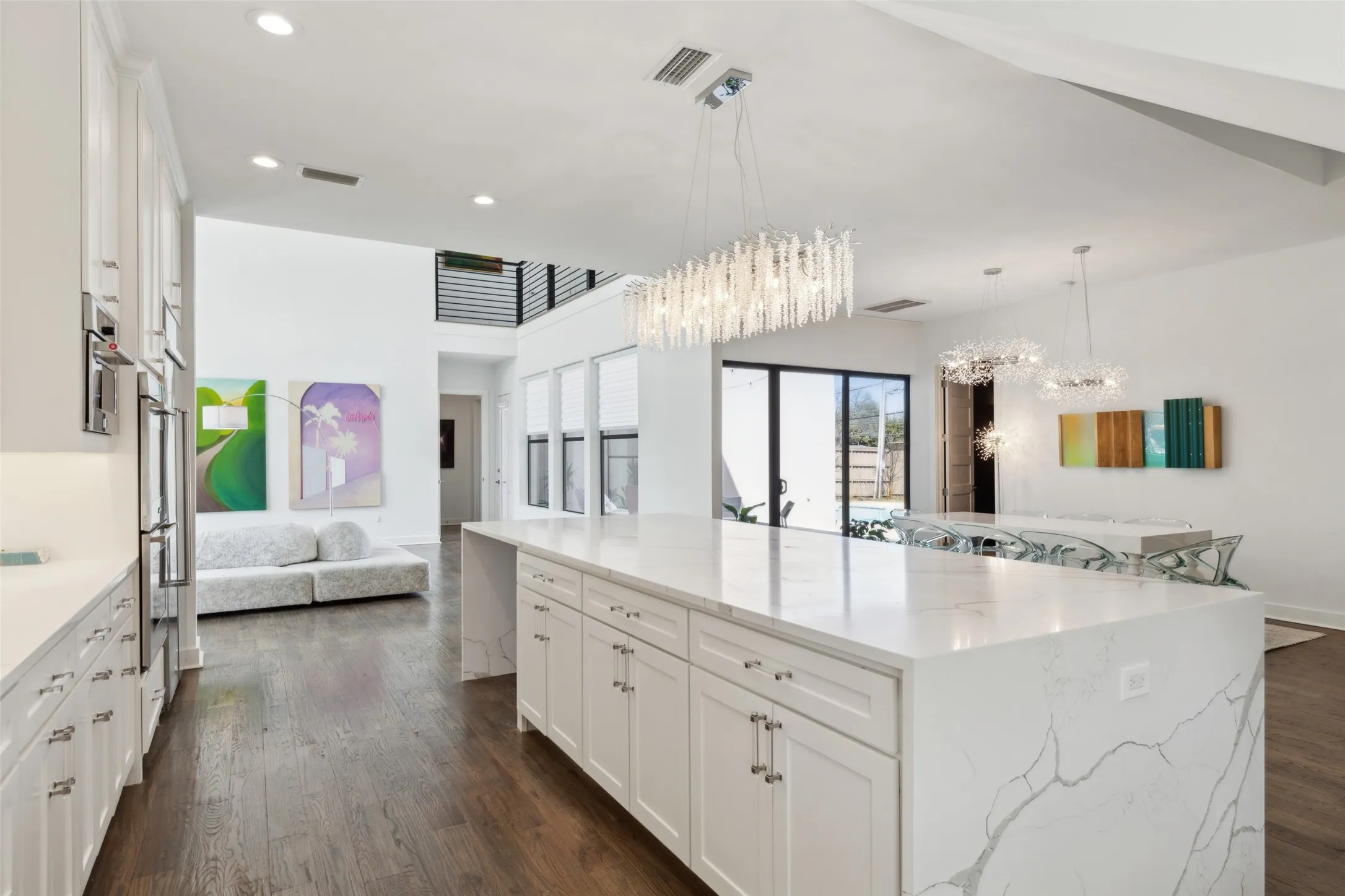 Single Family Residence For Rent in Dallas County , 6441 Royalton Drive, Dallas, Texas 75230, 6 Bedroom, 7 Bathroom, 3 Garage spaces, 5,635 Sqft, built in 2022, mls#21371331, Real Estate Agent in Dallas, Homes For Rent in Dallas county, Homes For Rent in Dallas, Realtor in Dallas Texas, Real Estate Brokerage Independent Realty Texas, Luminita Cordes Realtor