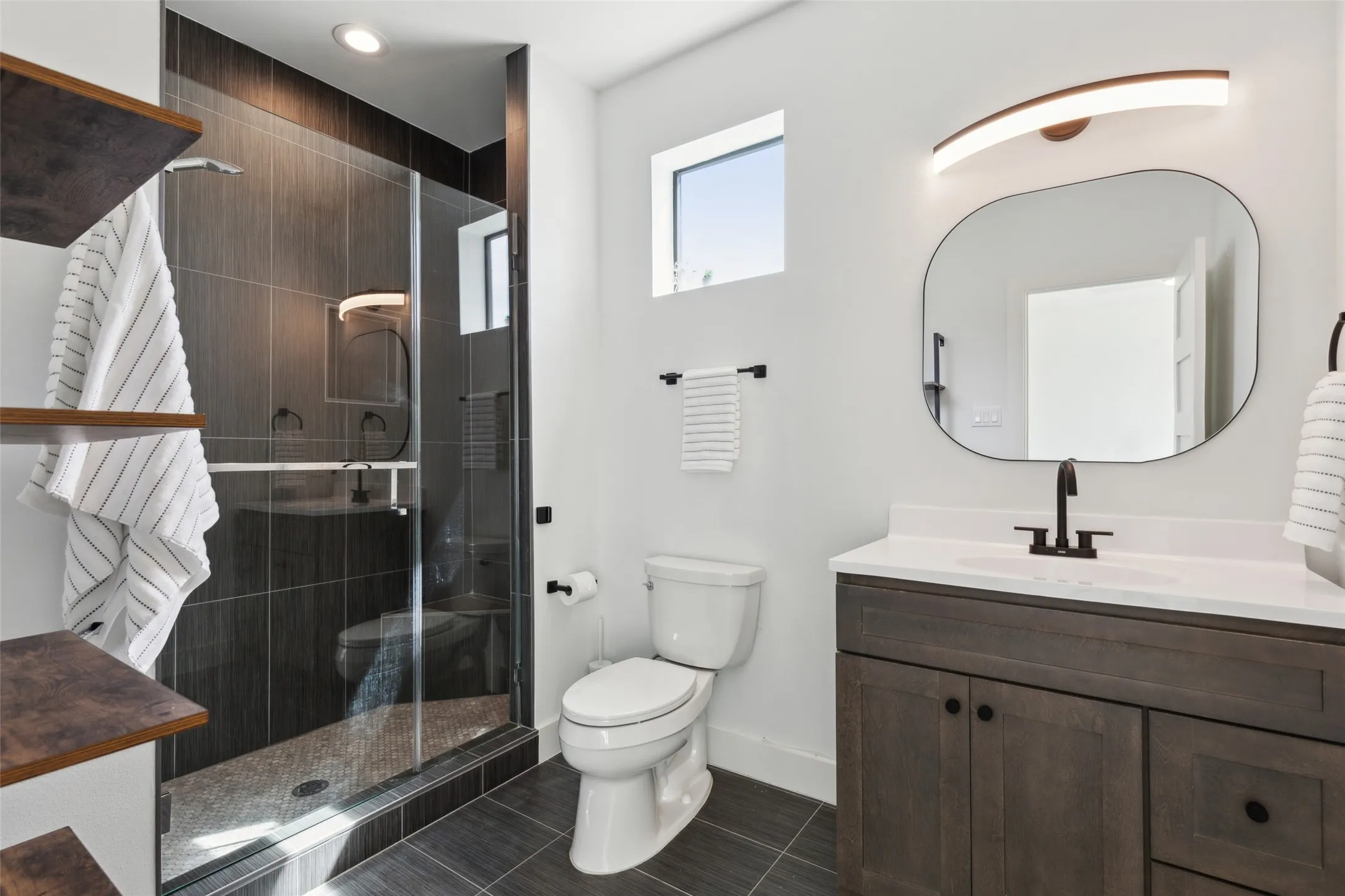 Single Family Residence For Rent in Dallas County , 6441 Royalton Drive, Dallas, Texas 75230, 6 Bedroom, 7 Bathroom, 3 Garage spaces, 5,635 Sqft, built in 2022, mls#21371331, Real Estate Agent in Dallas, Homes For Rent in Dallas county, Homes For Rent in Dallas, Realtor in Dallas Texas, Real Estate Brokerage Independent Realty Texas, Luminita Cordes Realtor