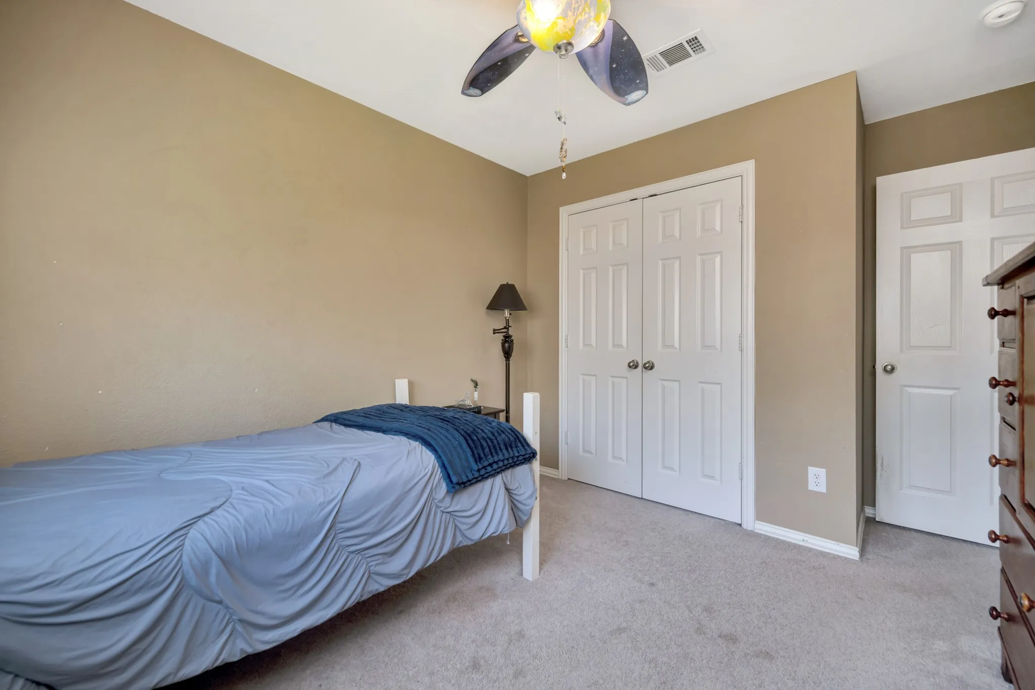 Single Family Residence For Sale in Tarrant County , 11501 Emory Trail, Fort Worth, Texas 76244, 3 Bedroom, 2 Bathroom, 2 Garage spaces, 1,757 Sqft, built in 2006, mls#21370731, Real Estate Agent in Fort Worth, Homes For Sale in Tarrant county, Homes For Sale in Fort Worth, Realtor in Fort Worth Texas, Real Estate Brokerage Independent Realty Texas, Luminita Cordes Realtor