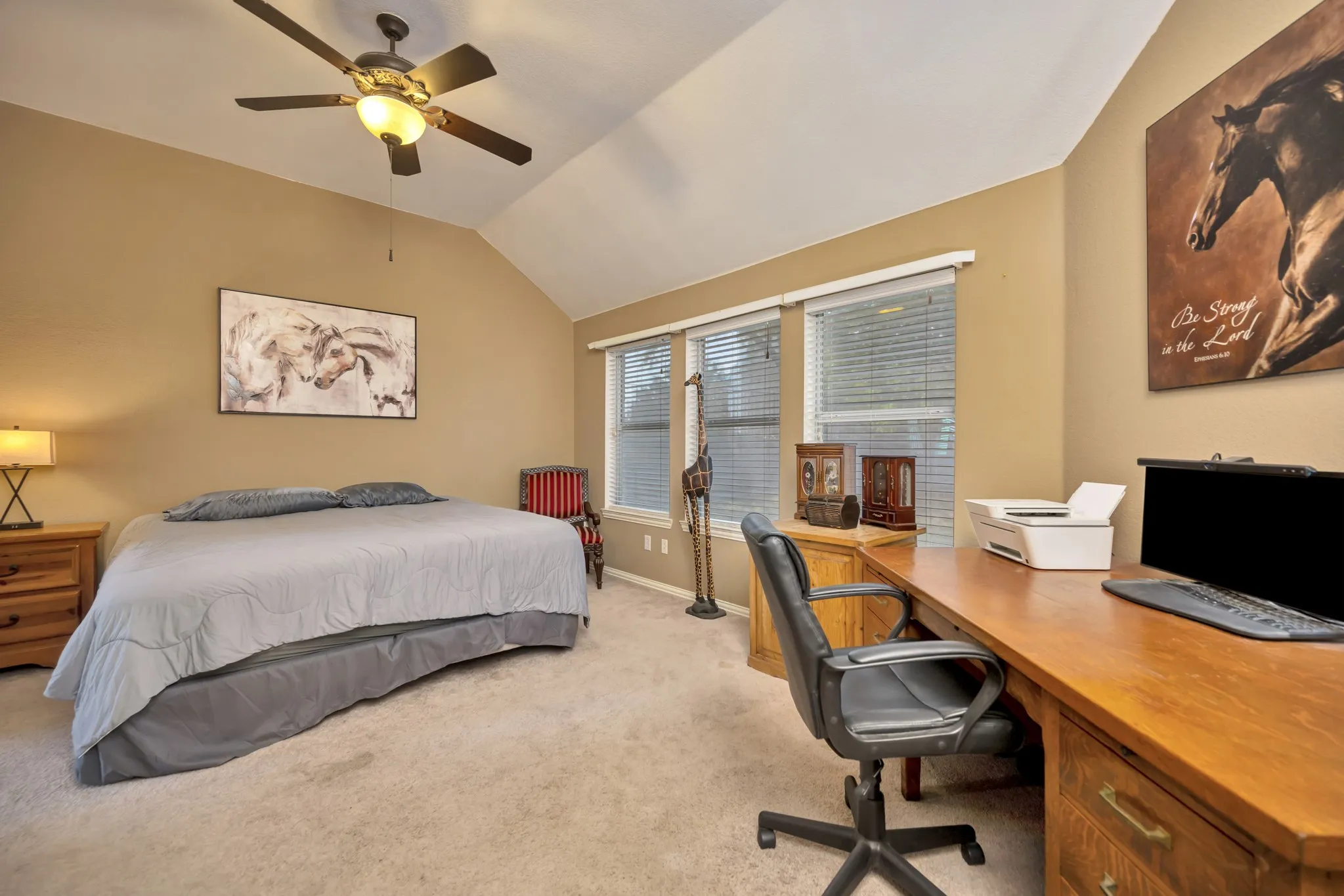 Single Family Residence For Sale in Tarrant County , 11501 Emory Trail, Fort Worth, Texas 76244, 3 Bedroom, 2 Bathroom, 2 Garage spaces, 1,757 Sqft, built in 2006, mls#21370731, Real Estate Agent in Fort Worth, Homes For Sale in Tarrant county, Homes For Sale in Fort Worth, Realtor in Fort Worth Texas, Real Estate Brokerage Independent Realty Texas, Luminita Cordes Realtor