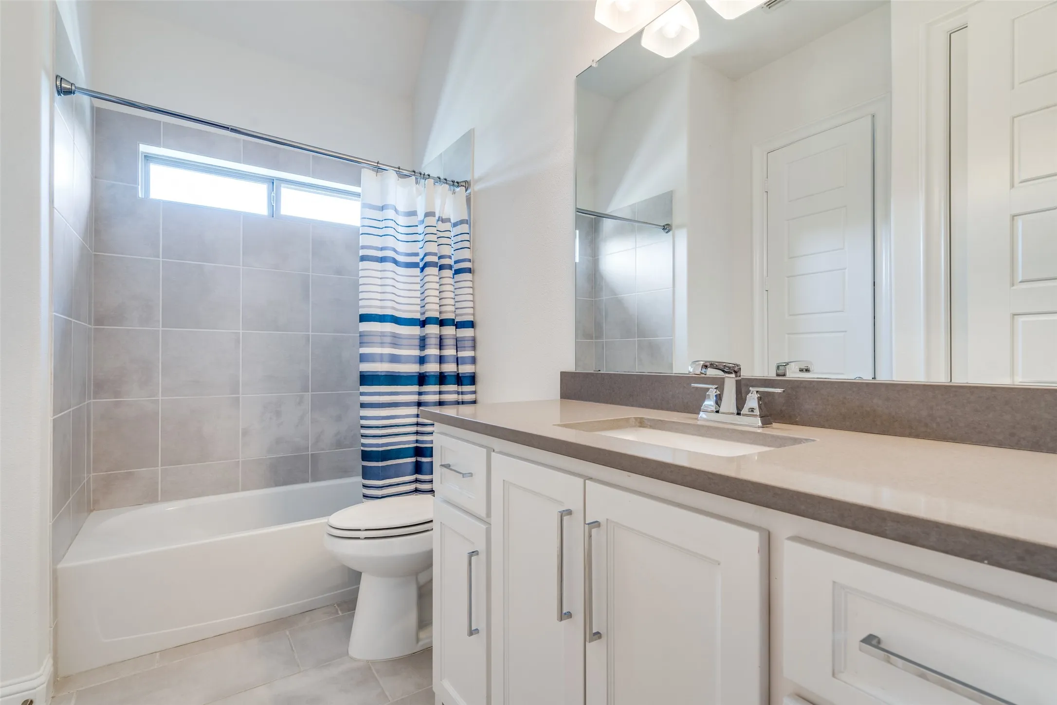 First floor ensuite bedroom ideal for guests or multigenerational living