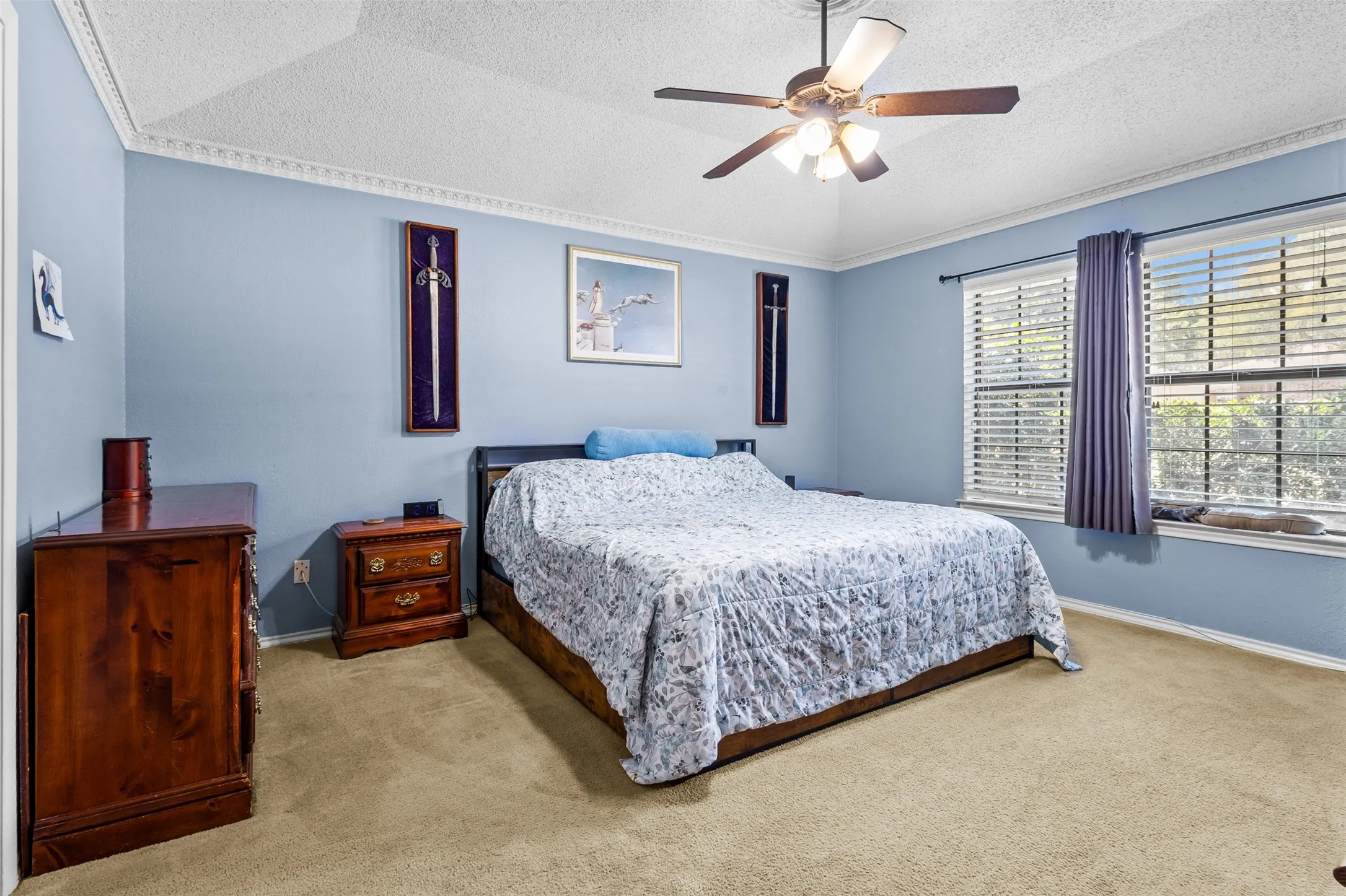 Single Family Residence For Sale in Tarrant County , 4219 Pleasant Oaks Court, Arlington, Texas 76016, 3 Bedroom, 2 Bathroom, 2 Garage spaces, 2,244 Sqft, built in 1980, mls#21364013, Real Estate Agent in Arlington, Homes For Sale in Tarrant county, Homes For Sale in Arlington, Realtor in Arlington Texas, Real Estate Brokerage Independent Realty Texas, Luminita Cordes Realtor