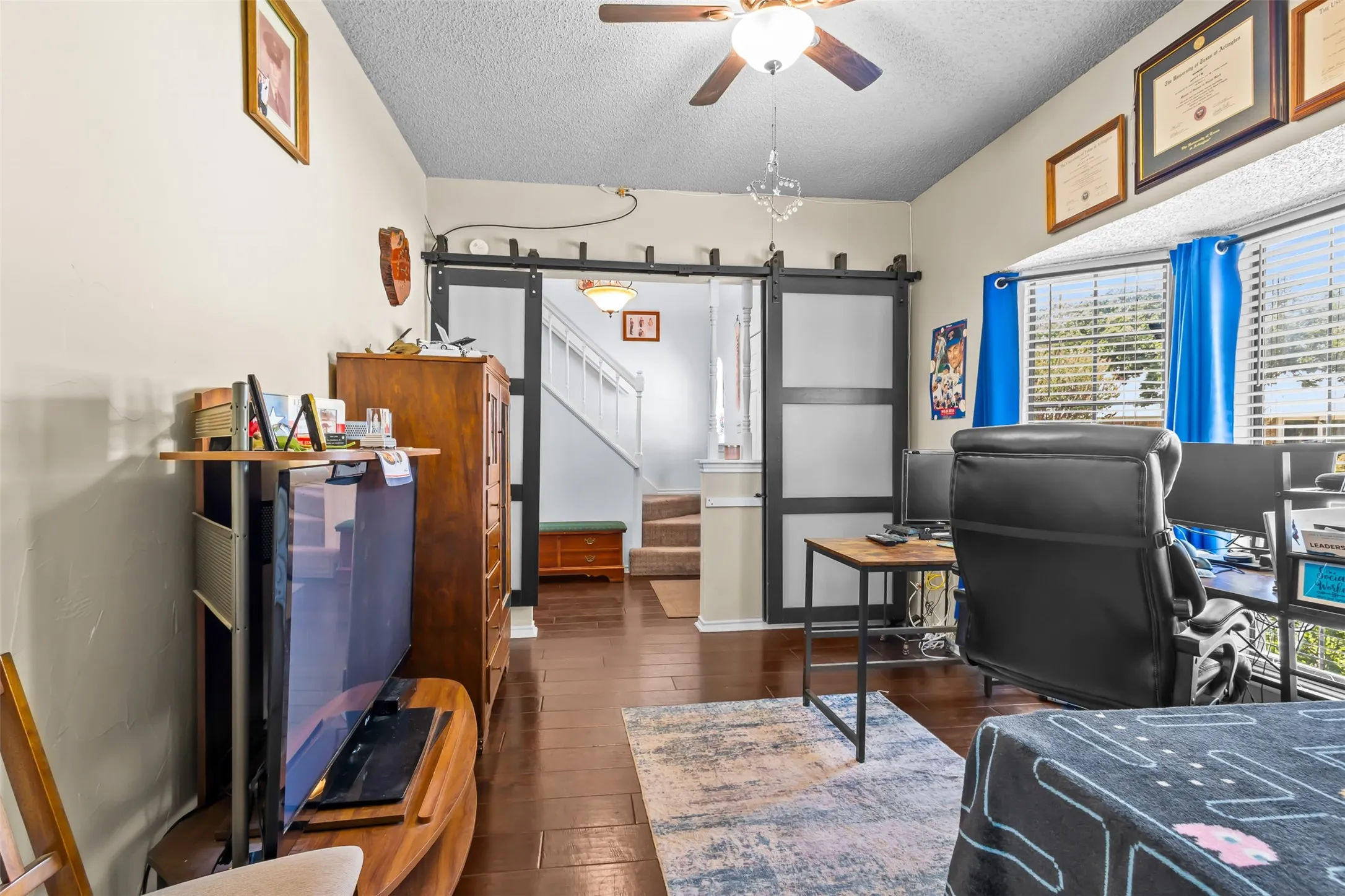 Single Family Residence For Sale in Tarrant County , 4219 Pleasant Oaks Court, Arlington, Texas 76016, 3 Bedroom, 2 Bathroom, 2 Garage spaces, 2,244 Sqft, built in 1980, mls#21364013, Real Estate Agent in Arlington, Homes For Sale in Tarrant county, Homes For Sale in Arlington, Realtor in Arlington Texas, Real Estate Brokerage Independent Realty Texas, Luminita Cordes Realtor