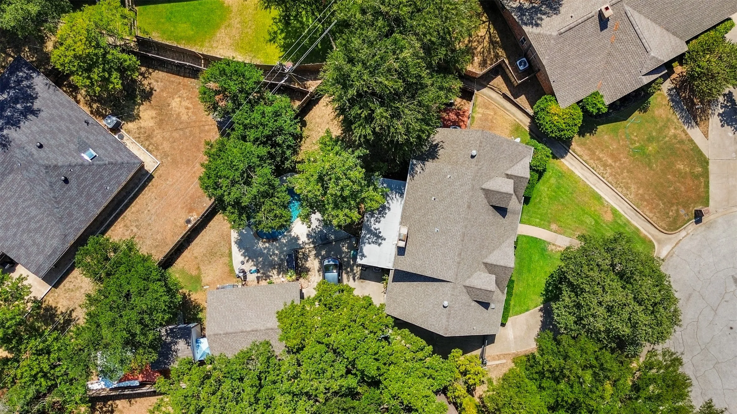 Single Family Residence For Sale in Tarrant County , 4219 Pleasant Oaks Court, Arlington, Texas 76016, 3 Bedroom, 2 Bathroom, 2 Garage spaces, 2,244 Sqft, built in 1980, mls#21364013, Real Estate Agent in Arlington, Homes For Sale in Tarrant county, Homes For Sale in Arlington, Realtor in Arlington Texas, Real Estate Brokerage Independent Realty Texas, Luminita Cordes Realtor