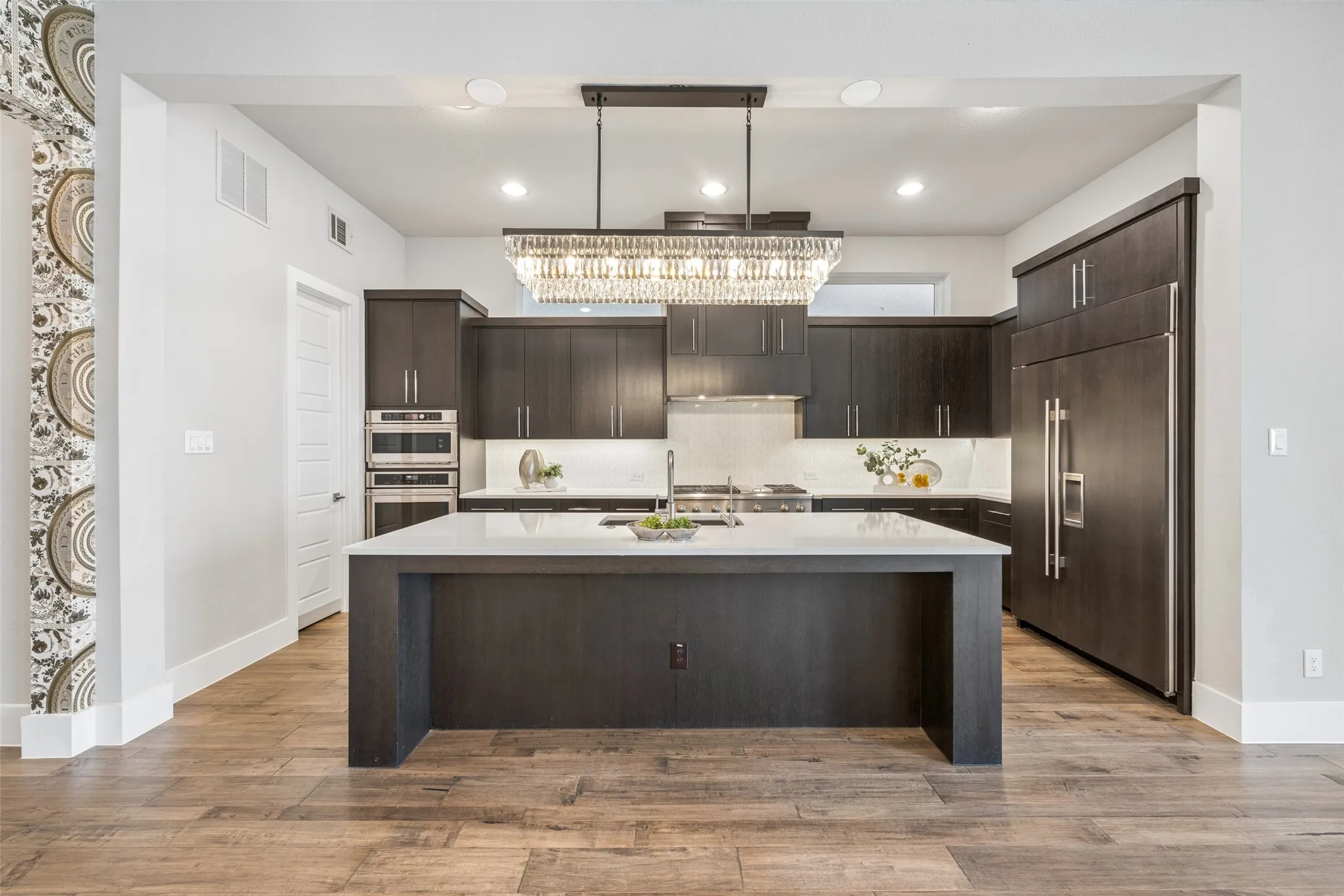 Single Family Residence For Sale in Collin County , 7854 Element Avenue, Plano, Texas 75024, 3 Bedroom, 5 Bathroom, 2 Garage spaces, 3,340 Sqft, built in 2018, mls#21370743, Real Estate Agent in Plano, Homes For Sale in Collin county, Homes For Sale in Plano, Realtor in Plano Texas, Real Estate Brokerage Independent Realty Texas, Luminita Cordes Realtor