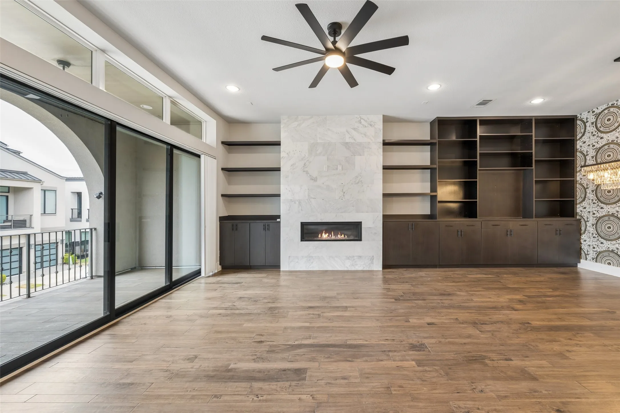 Single Family Residence For Sale in Collin County , 7854 Element Avenue, Plano, Texas 75024, 3 Bedroom, 5 Bathroom, 2 Garage spaces, 3,340 Sqft, built in 2018, mls#21370743, Real Estate Agent in Plano, Homes For Sale in Collin county, Homes For Sale in Plano, Realtor in Plano Texas, Real Estate Brokerage Independent Realty Texas, Luminita Cordes Realtor