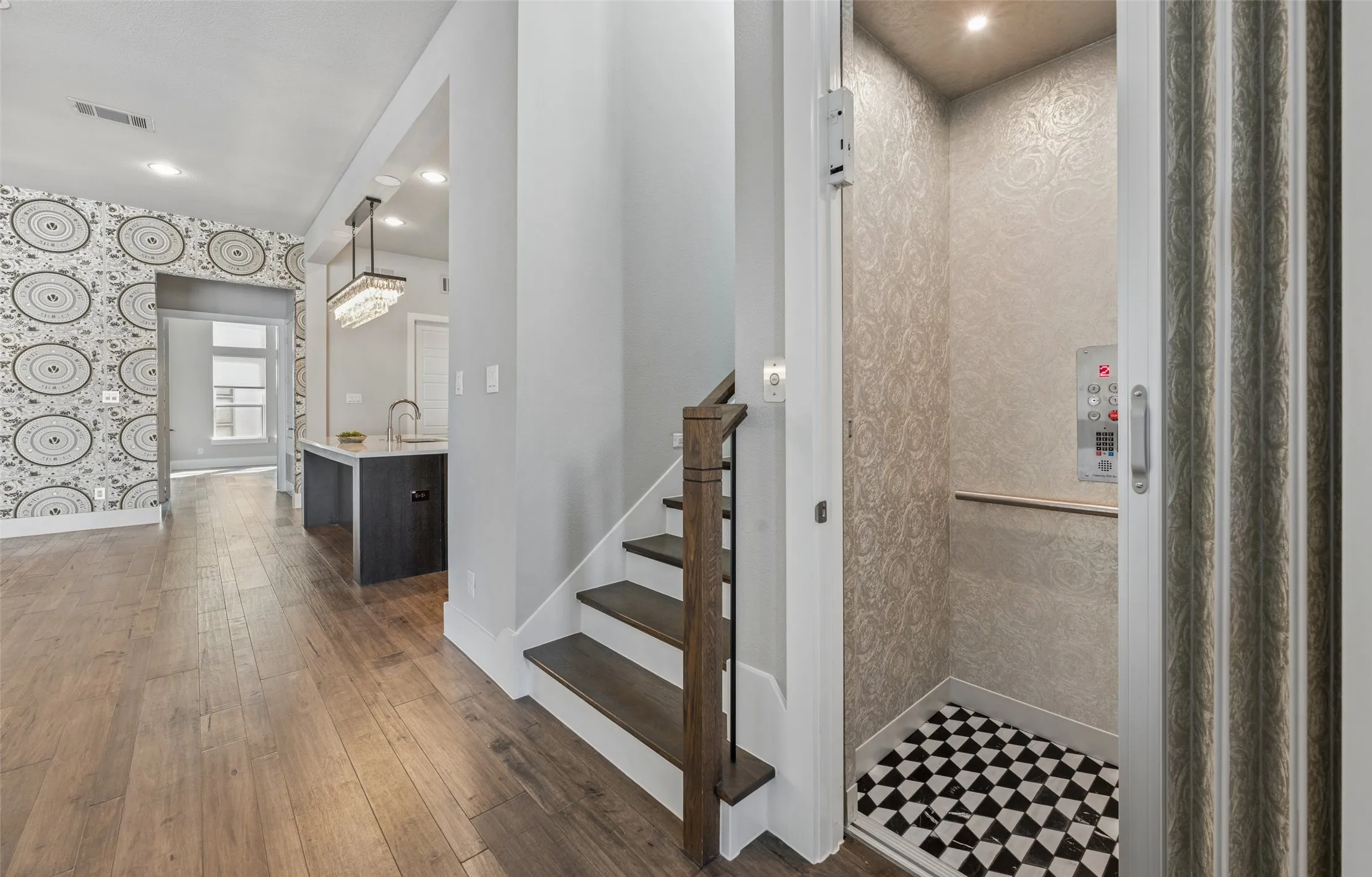 Single Family Residence For Sale in Collin County , 7854 Element Avenue, Plano, Texas 75024, 3 Bedroom, 5 Bathroom, 2 Garage spaces, 3,340 Sqft, built in 2018, mls#21370743, Real Estate Agent in Plano, Homes For Sale in Collin county, Homes For Sale in Plano, Realtor in Plano Texas, Real Estate Brokerage Independent Realty Texas, Luminita Cordes Realtor