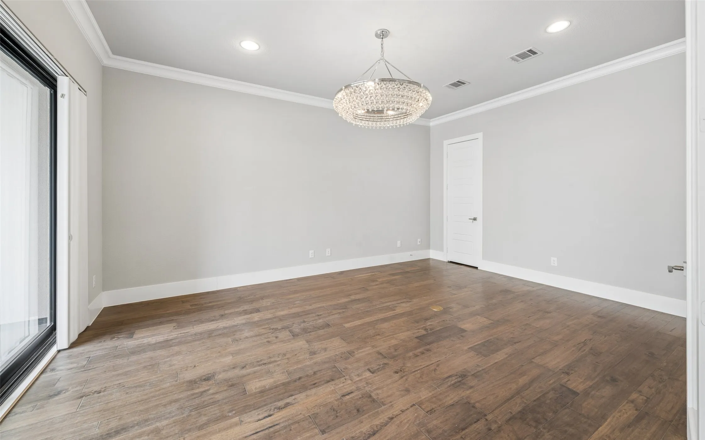 Single Family Residence For Sale in Collin County , 7854 Element Avenue, Plano, Texas 75024, 3 Bedroom, 5 Bathroom, 2 Garage spaces, 3,340 Sqft, built in 2018, mls#21370743, Real Estate Agent in Plano, Homes For Sale in Collin county, Homes For Sale in Plano, Realtor in Plano Texas, Real Estate Brokerage Independent Realty Texas, Luminita Cordes Realtor
