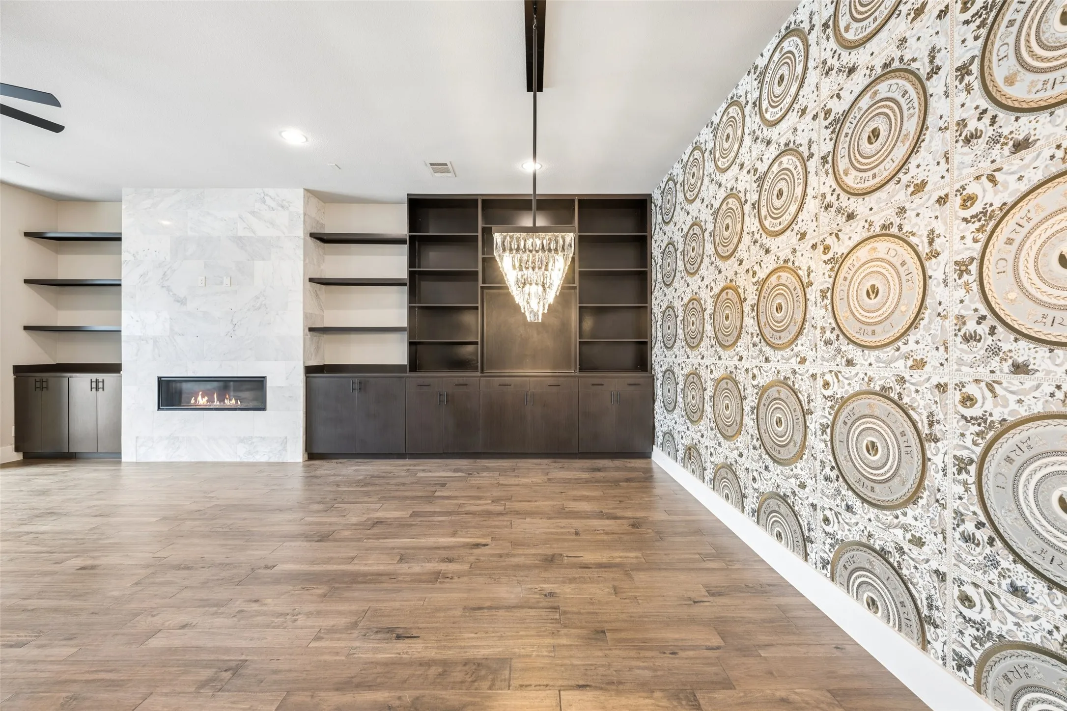 Single Family Residence For Sale in Collin County , 7854 Element Avenue, Plano, Texas 75024, 3 Bedroom, 5 Bathroom, 2 Garage spaces, 3,340 Sqft, built in 2018, mls#21370743, Real Estate Agent in Plano, Homes For Sale in Collin county, Homes For Sale in Plano, Realtor in Plano Texas, Real Estate Brokerage Independent Realty Texas, Luminita Cordes Realtor