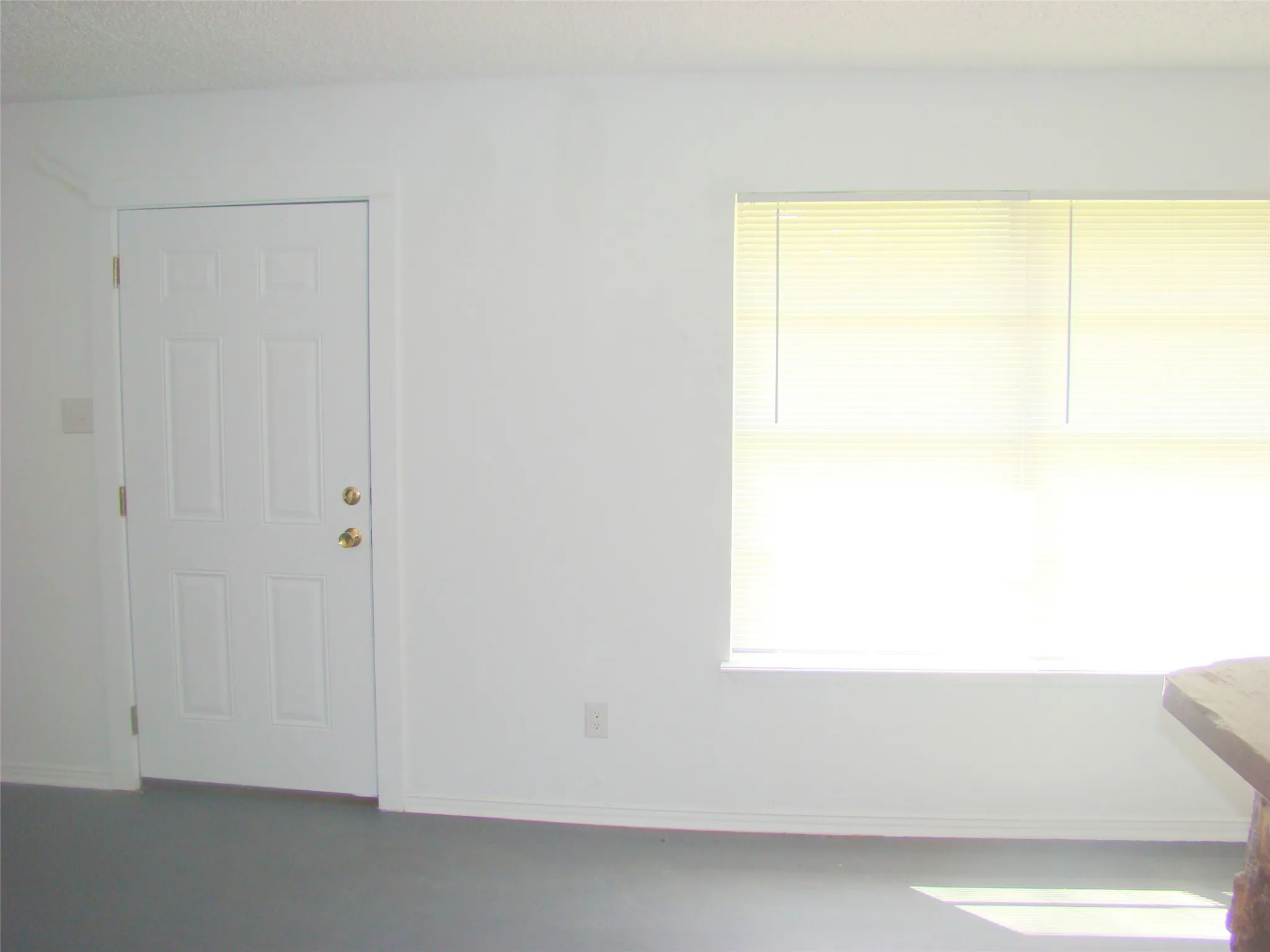 Single Family Residence For Rent in Ellis County , 1506 N Preston Street, Ennis, Texas 75119, 2 Bedroom, 1 Bathroom, Garage spaces, 885 Sqft, built in 1982, mls#21371376, Real Estate Agent in Ennis, Homes For Rent in Ellis county, Homes For Rent in Ennis, Realtor in Ennis Texas, Real Estate Brokerage Independent Realty Texas, Luminita Cordes Realtor