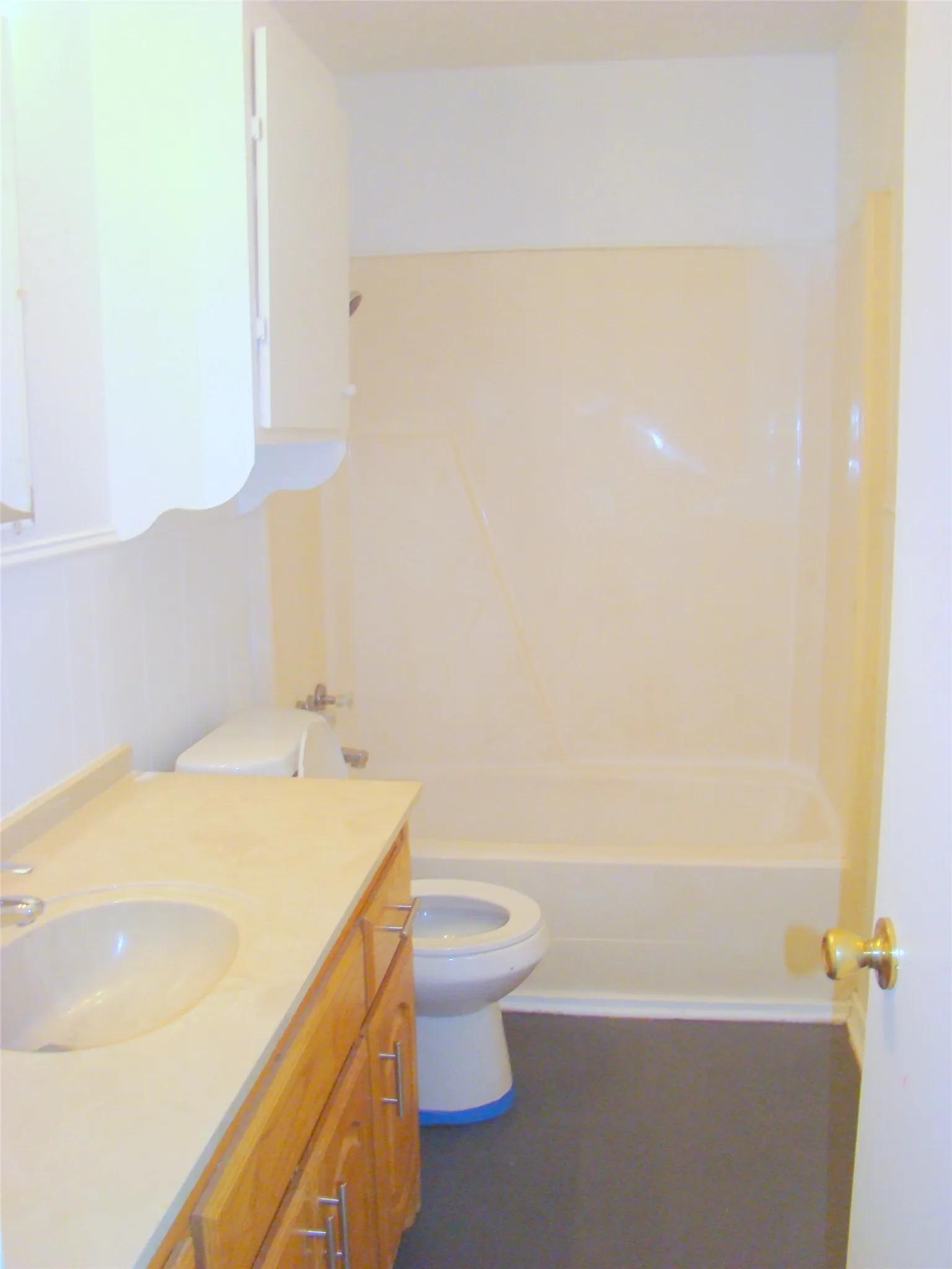 Single Family Residence For Rent in Ellis County , 1506 N Preston Street, Ennis, Texas 75119, 2 Bedroom, 1 Bathroom, Garage spaces, 885 Sqft, built in 1982, mls#21371376, Real Estate Agent in Ennis, Homes For Rent in Ellis county, Homes For Rent in Ennis, Realtor in Ennis Texas, Real Estate Brokerage Independent Realty Texas, Luminita Cordes Realtor