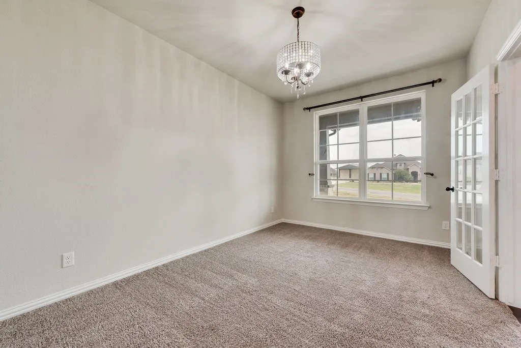 Single Family Residence For Sale in Parker County , 6016 Ember Crest Drive, Weatherford, Texas 76085, 4 Bedroom, 2 Bathroom, 2 Garage spaces, 2,229 Sqft, built in 2021, mls#21371272, Real Estate Agent in Weatherford, Homes For Sale in Parker county, Homes For Sale in Weatherford, Realtor in Weatherford Texas, Real Estate Brokerage Independent Realty Texas, Luminita Cordes Realtor