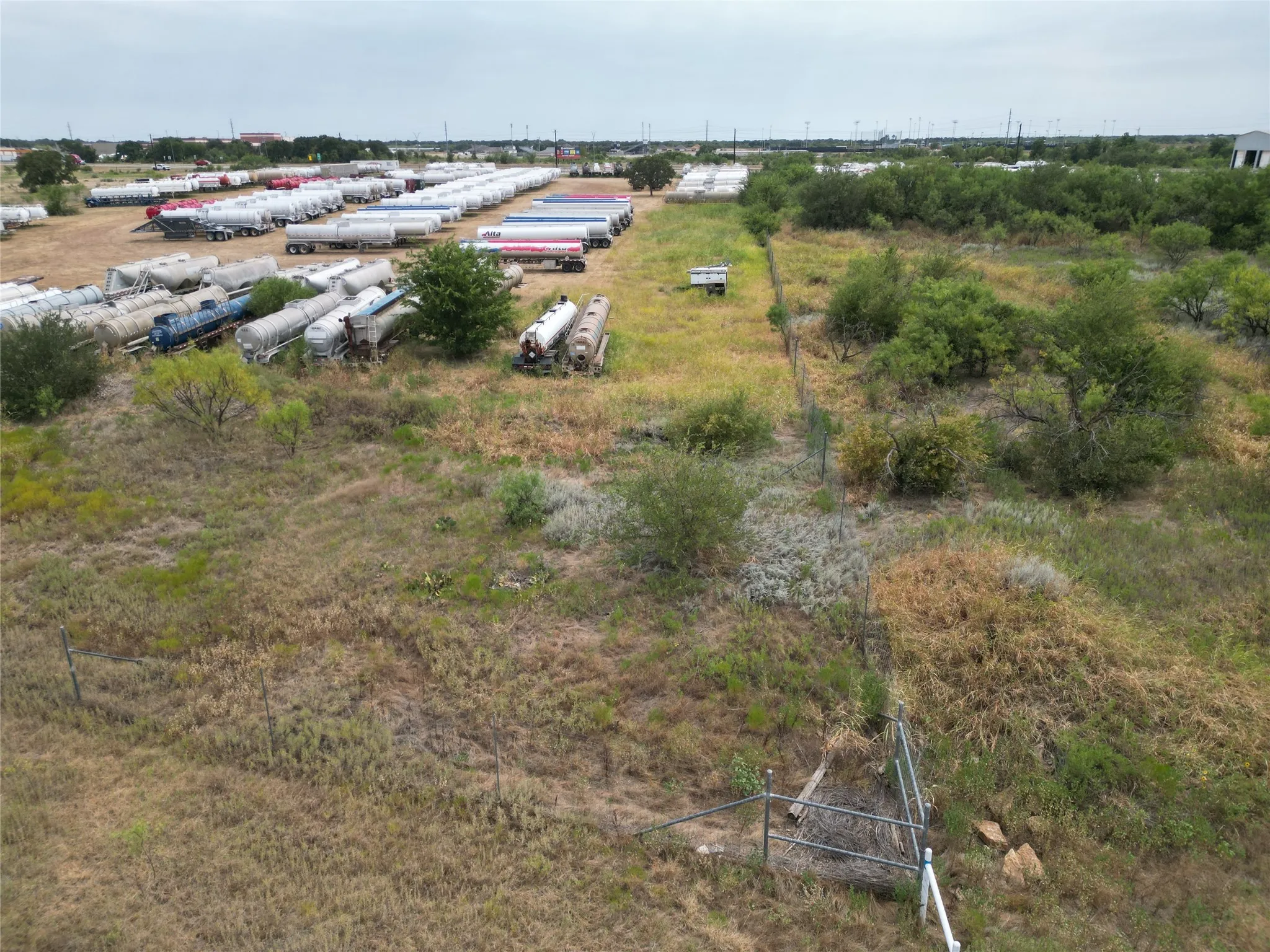 Unimproved Land For Sale in Callahan County , 8306 I-20, Clyde, Texas 79510, 0, 0, Garage spaces, 0 Sqft, built in 0, mls#21371339, Real Estate Agent in Clyde, Homes For Sale in Callahan county, Homes For Sale in Clyde, Realtor in Clyde Texas, Real Estate Brokerage Independent Realty Texas, Luminita Cordes Realtor