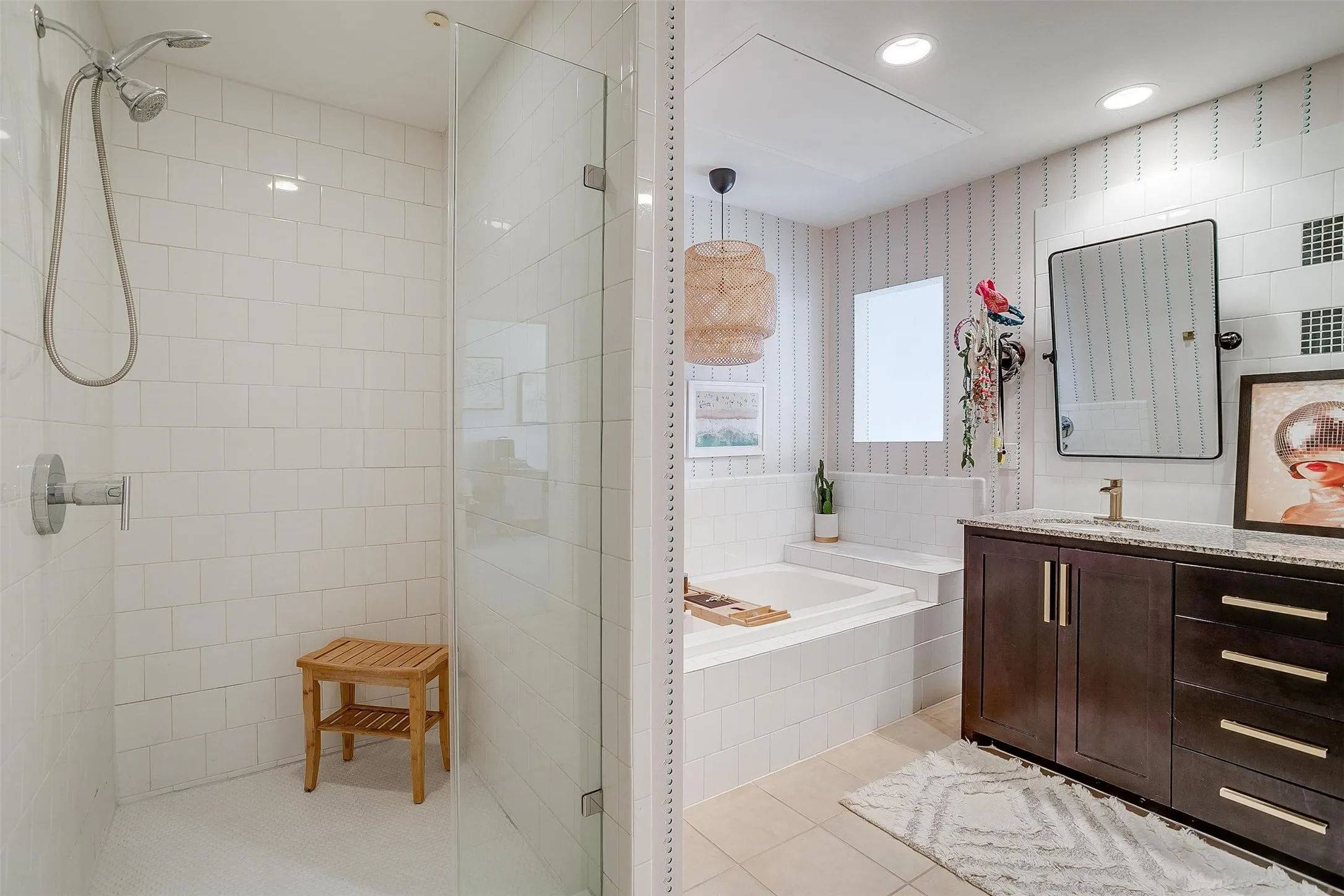 Condominium For Rent in Tarrant County , 2608 Museum Way 3206, Fort Worth, Texas 76107, 2 Bedroom, 3 Bathroom, 1 Garage spaces, 1,730 Sqft, built in 2006, mls#21369805, Real Estate Agent in Fort Worth, Homes For Rent in Tarrant county, Homes For Rent in Fort Worth, Realtor in Fort Worth Texas, Real Estate Brokerage Independent Realty Texas, Luminita Cordes Realtor