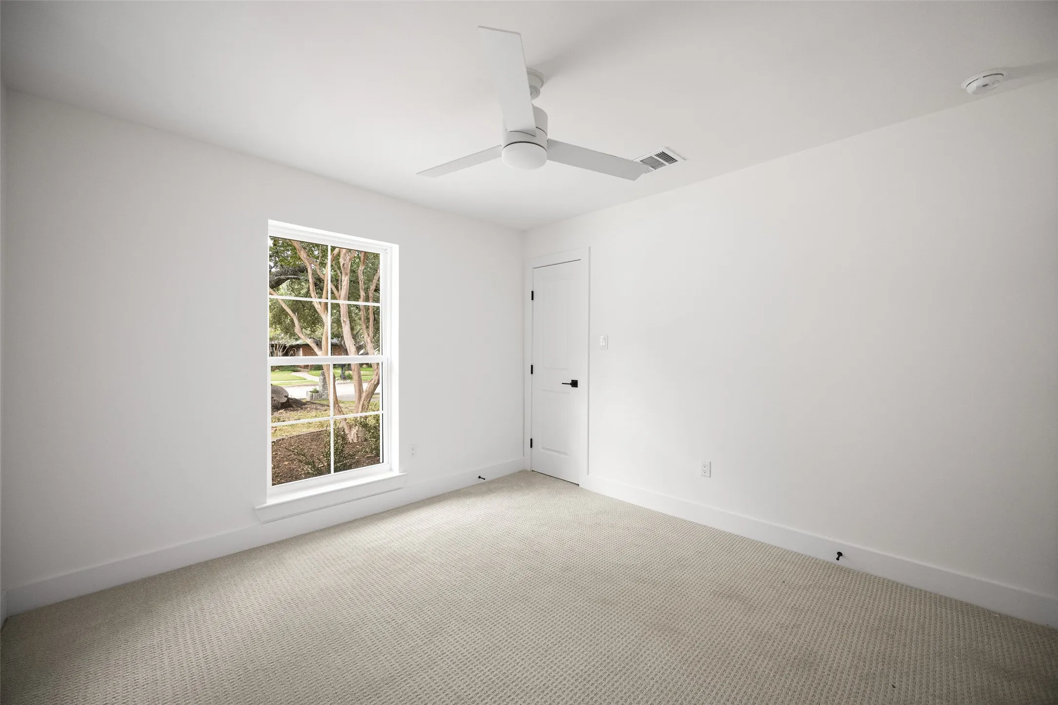 Single Family Residence For Sale in Collin County , 408 Forest Grove Drive, Richardson, Texas 75080, 4 Bedroom, 2 Bathroom, 2 Garage spaces, 2,041 Sqft, built in 1972, mls#21345493, Real Estate Agent in Richardson, Homes For Sale in Collin county, Homes For Sale in Richardson, Realtor in Richardson Texas, Real Estate Brokerage Independent Realty Texas, Luminita Cordes Realtor