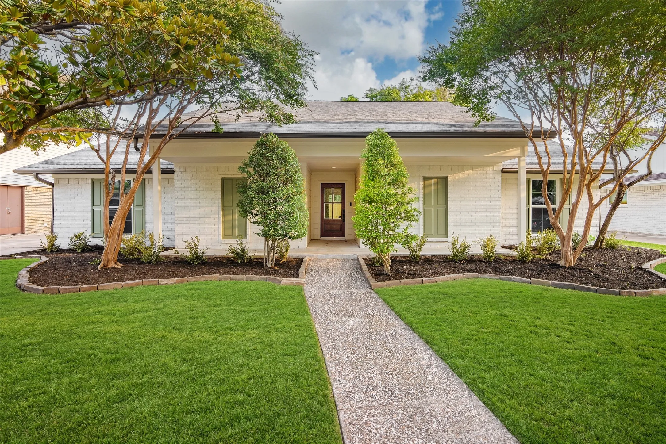 Single Family Residence For Sale in Collin County , 408 Forest Grove Drive, Richardson, Texas 75080, 4 Bedroom, 2 Bathroom, 2 Garage spaces, 2,041 Sqft, built in 1972, mls#21345493, Real Estate Agent in Richardson, Homes For Sale in Collin county, Homes For Sale in Richardson, Realtor in Richardson Texas, Real Estate Brokerage Independent Realty Texas, Luminita Cordes Realtor