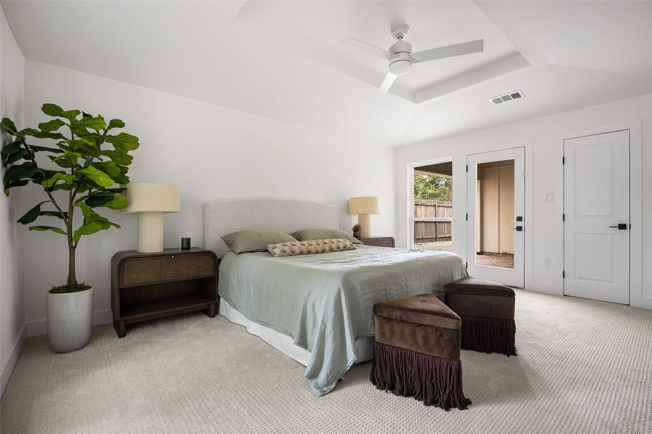 Single Family Residence For Sale in Collin County , 408 Forest Grove Drive, Richardson, Texas 75080, 4 Bedroom, 2 Bathroom, 2 Garage spaces, 2,041 Sqft, built in 1972, mls#21345493, Real Estate Agent in Richardson, Homes For Sale in Collin county, Homes For Sale in Richardson, Realtor in Richardson Texas, Real Estate Brokerage Independent Realty Texas, Luminita Cordes Realtor