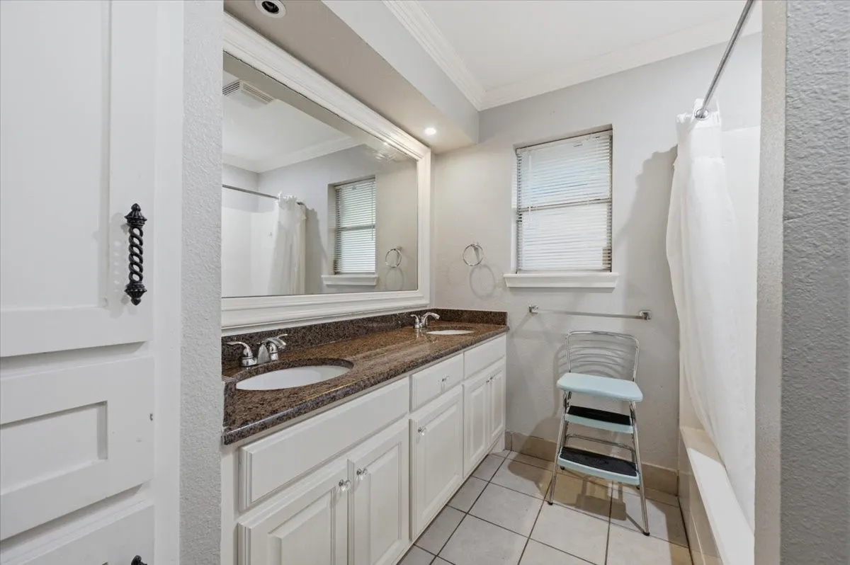 Single Family Residence For Sale in Dallas County , 622 Wilson Court, Duncanville, Texas 75137, 4 Bedroom, 2 Bathroom, 2 Garage spaces, 1,641 Sqft, built in 1976, mls#21371407, Real Estate Agent in Duncanville, Homes For Sale in Dallas county, Homes For Sale in Duncanville, Realtor in Duncanville Texas, Real Estate Brokerage Independent Realty Texas, Luminita Cordes Realtor