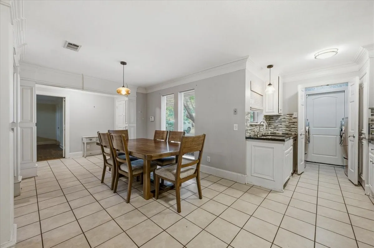 Single Family Residence For Sale in Dallas County , 622 Wilson Court, Duncanville, Texas 75137, 4 Bedroom, 2 Bathroom, 2 Garage spaces, 1,641 Sqft, built in 1976, mls#21371407, Real Estate Agent in Duncanville, Homes For Sale in Dallas county, Homes For Sale in Duncanville, Realtor in Duncanville Texas, Real Estate Brokerage Independent Realty Texas, Luminita Cordes Realtor
