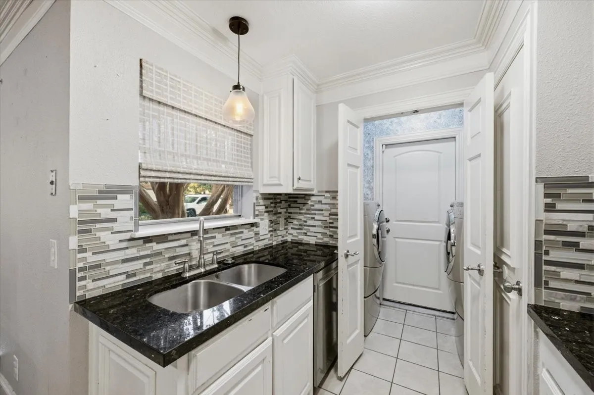Single Family Residence For Sale in Dallas County , 622 Wilson Court, Duncanville, Texas 75137, 4 Bedroom, 2 Bathroom, 2 Garage spaces, 1,641 Sqft, built in 1976, mls#21371407, Real Estate Agent in Duncanville, Homes For Sale in Dallas county, Homes For Sale in Duncanville, Realtor in Duncanville Texas, Real Estate Brokerage Independent Realty Texas, Luminita Cordes Realtor