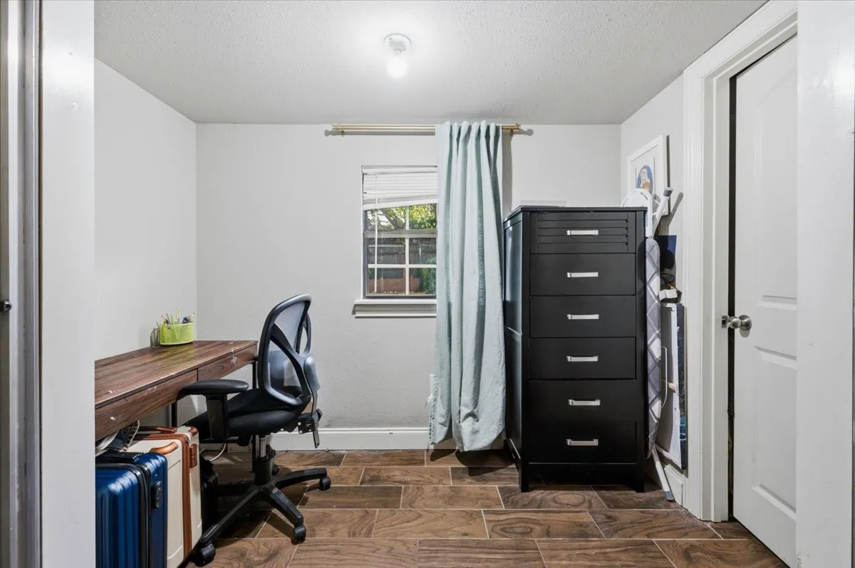 Single Family Residence For Sale in Dallas County , 622 Wilson Court, Duncanville, Texas 75137, 4 Bedroom, 2 Bathroom, 2 Garage spaces, 1,641 Sqft, built in 1976, mls#21371407, Real Estate Agent in Duncanville, Homes For Sale in Dallas county, Homes For Sale in Duncanville, Realtor in Duncanville Texas, Real Estate Brokerage Independent Realty Texas, Luminita Cordes Realtor