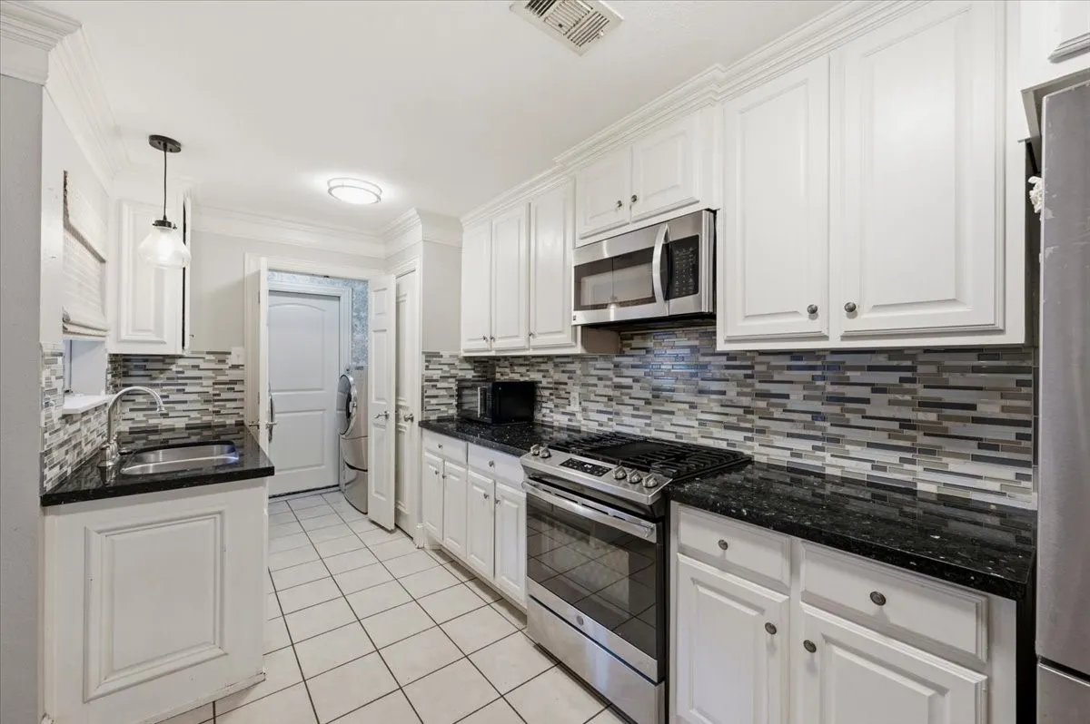 Single Family Residence For Sale in Dallas County , 622 Wilson Court, Duncanville, Texas 75137, 4 Bedroom, 2 Bathroom, 2 Garage spaces, 1,641 Sqft, built in 1976, mls#21371407, Real Estate Agent in Duncanville, Homes For Sale in Dallas county, Homes For Sale in Duncanville, Realtor in Duncanville Texas, Real Estate Brokerage Independent Realty Texas, Luminita Cordes Realtor