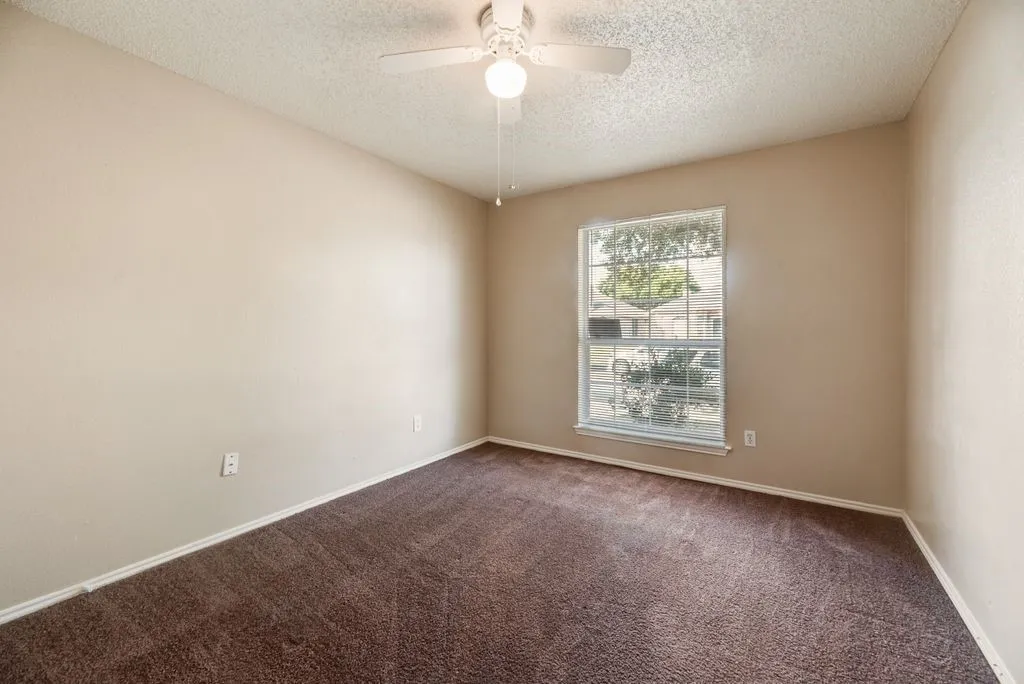 Single Family Residence For Rent in Dallas County , 2729 Bent Brook Drive, Mesquite, Texas 75181, 4 Bedroom, 2 Bathroom, 2 Garage spaces, 1,726 Sqft, built in 1995, mls#21371409, Real Estate Agent in Mesquite, Homes For Rent in Dallas county, Homes For Rent in Mesquite, Realtor in Mesquite Texas, Real Estate Brokerage Independent Realty Texas, Luminita Cordes Realtor