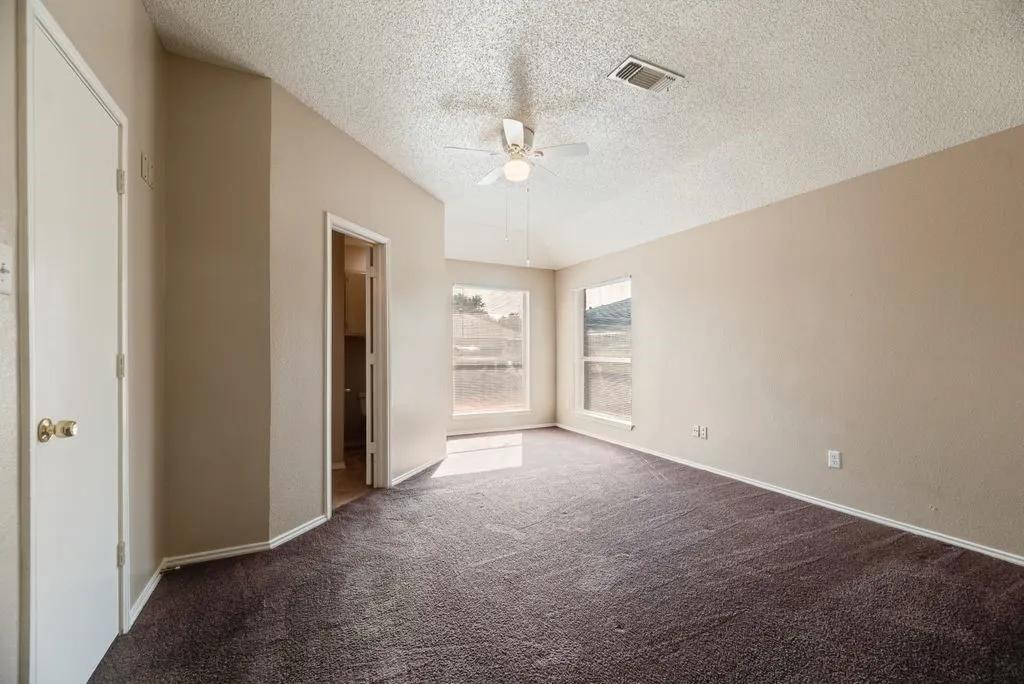 Single Family Residence For Rent in Dallas County , 2729 Bent Brook Drive, Mesquite, Texas 75181, 4 Bedroom, 2 Bathroom, 2 Garage spaces, 1,726 Sqft, built in 1995, mls#21371409, Real Estate Agent in Mesquite, Homes For Rent in Dallas county, Homes For Rent in Mesquite, Realtor in Mesquite Texas, Real Estate Brokerage Independent Realty Texas, Luminita Cordes Realtor
