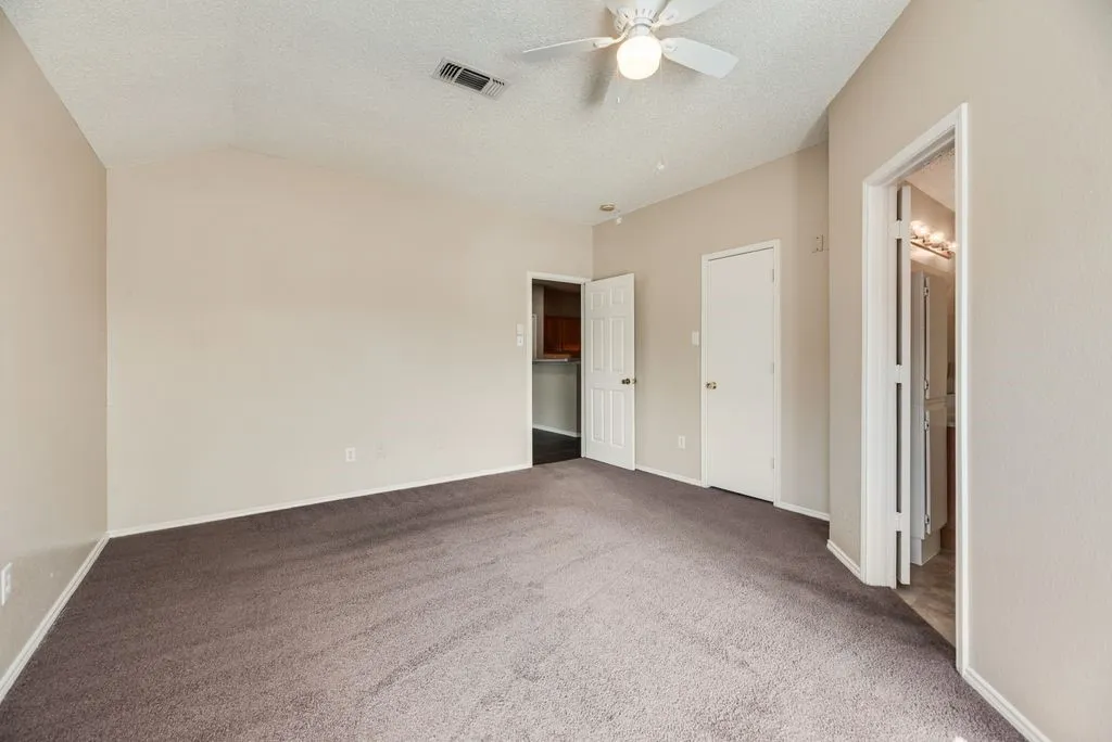 Single Family Residence For Rent in Dallas County , 2729 Bent Brook Drive, Mesquite, Texas 75181, 4 Bedroom, 2 Bathroom, 2 Garage spaces, 1,726 Sqft, built in 1995, mls#21371409, Real Estate Agent in Mesquite, Homes For Rent in Dallas county, Homes For Rent in Mesquite, Realtor in Mesquite Texas, Real Estate Brokerage Independent Realty Texas, Luminita Cordes Realtor