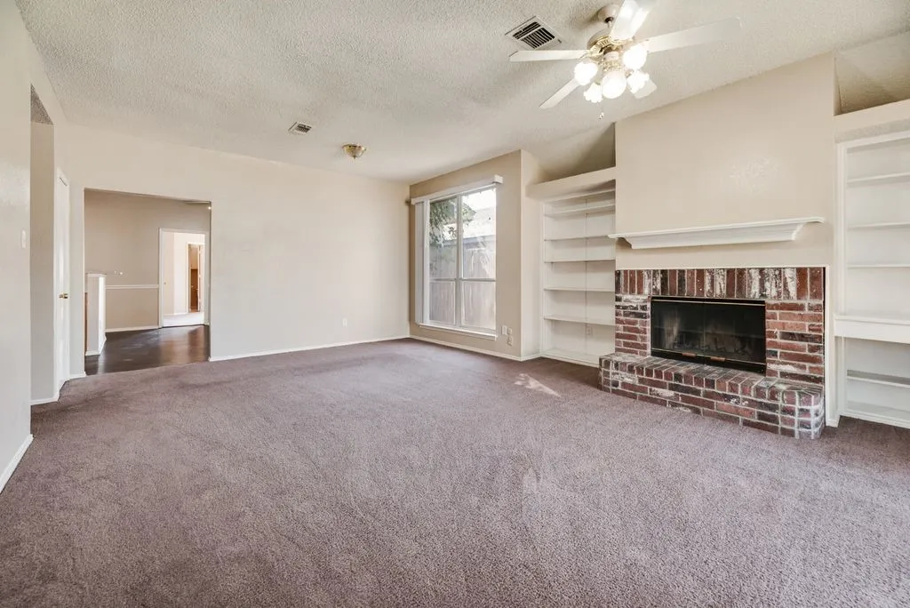 Single Family Residence For Rent in Dallas County , 2729 Bent Brook Drive, Mesquite, Texas 75181, 4 Bedroom, 2 Bathroom, 2 Garage spaces, 1,726 Sqft, built in 1995, mls#21371409, Real Estate Agent in Mesquite, Homes For Rent in Dallas county, Homes For Rent in Mesquite, Realtor in Mesquite Texas, Real Estate Brokerage Independent Realty Texas, Luminita Cordes Realtor