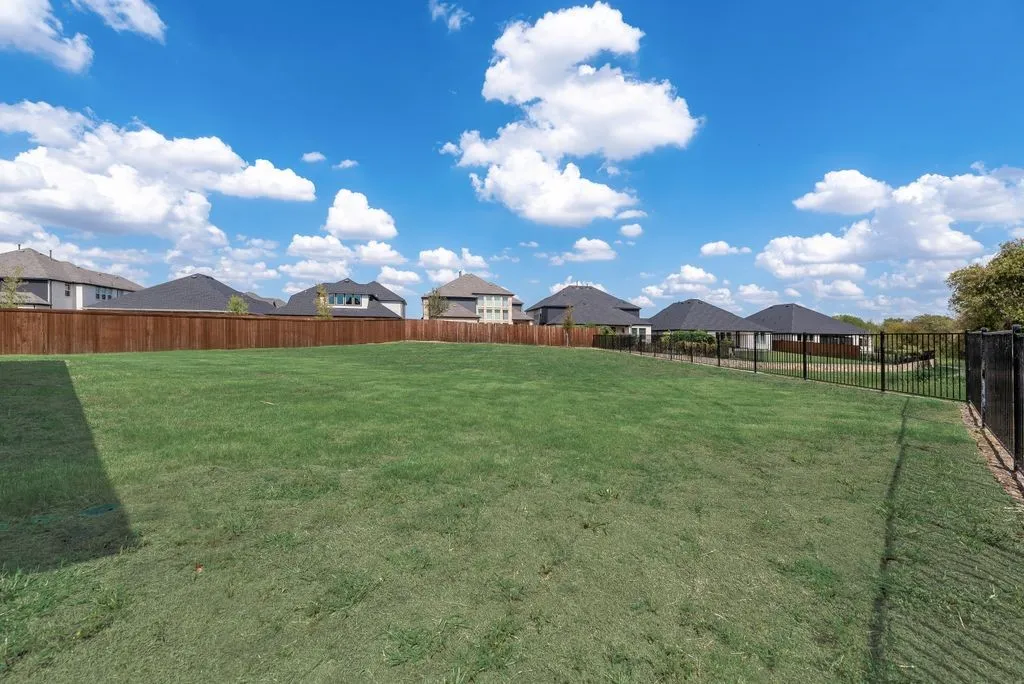 Single Family Residence For Sale in Denton County , 15017 Sagasta Court, Little Elm, Texas 75068, 5 Bedroom, 5 Bathroom, 2 Garage spaces, 3,982 Sqft, built in 2026, mls#21370704, Real Estate Agent in Little Elm, Homes For Sale in Denton county, Homes For Sale in Little Elm, Realtor in Little Elm Texas, Real Estate Brokerage Independent Realty Texas, Luminita Cordes Realtor