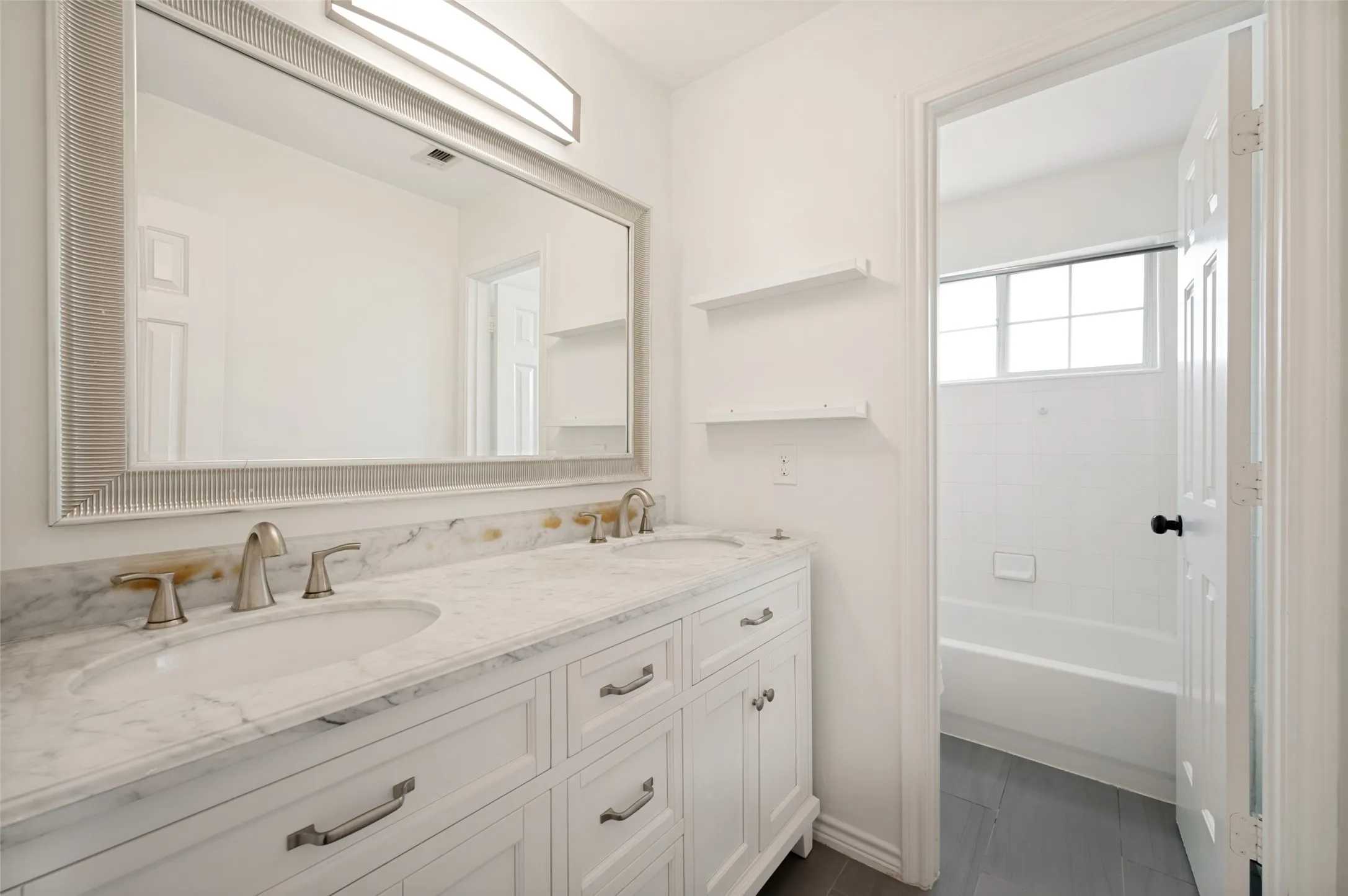 Single Family Residence For Rent in Collin County , 4167 Crooked Stick Drive, Frisco, Texas 75035, 4 Bedroom, 3 Bathroom, 3 Garage spaces, 3,659 Sqft, built in 1998, mls#21371412, Real Estate Agent in Frisco, Homes For Rent in Collin county, Homes For Rent in Frisco, Realtor in Frisco Texas, Real Estate Brokerage Independent Realty Texas, Luminita Cordes Realtor