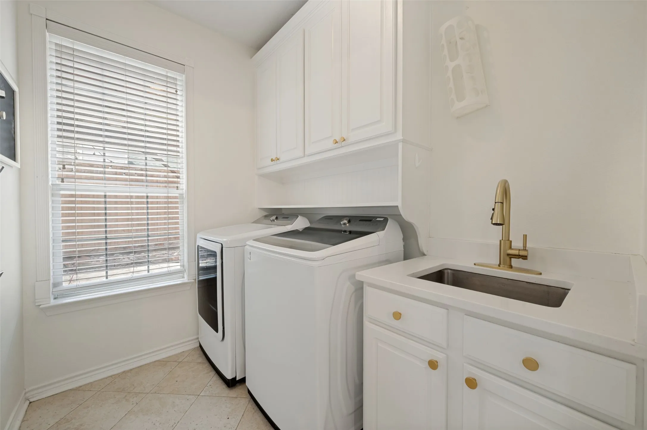 Single Family Residence For Rent in Collin County , 4167 Crooked Stick Drive, Frisco, Texas 75035, 4 Bedroom, 3 Bathroom, 3 Garage spaces, 3,659 Sqft, built in 1998, mls#21371412, Real Estate Agent in Frisco, Homes For Rent in Collin county, Homes For Rent in Frisco, Realtor in Frisco Texas, Real Estate Brokerage Independent Realty Texas, Luminita Cordes Realtor