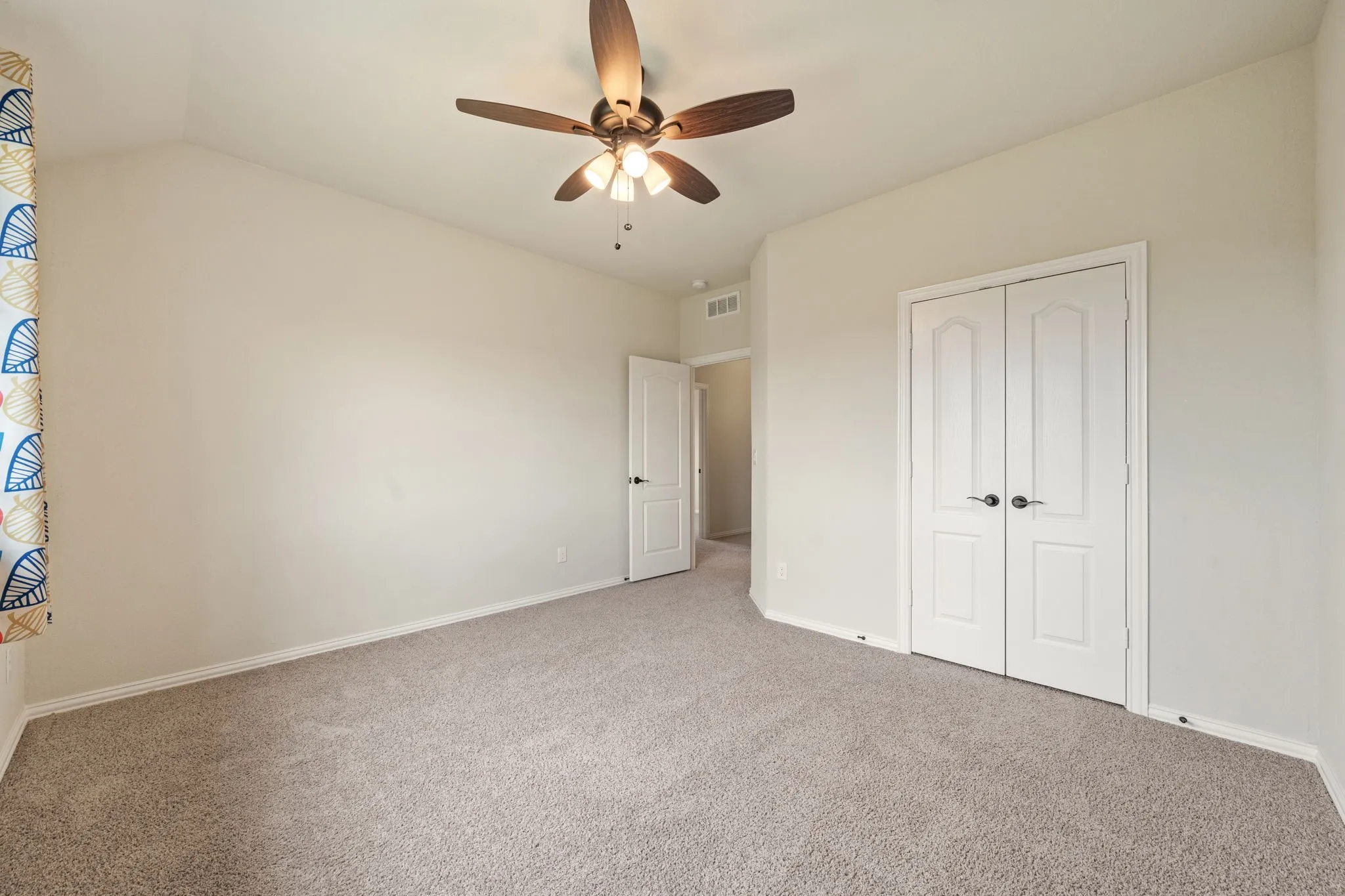 Single Family Residence For Sale in Collin County , 5101 Hertel Court, Mc Kinney, Texas 75071, 4 Bedroom, 3 Bathroom, 2 Garage spaces, 3,015 Sqft, built in 2022, mls#21362203, Real Estate Agent in Mc Kinney, Homes For Sale in Collin county, Homes For Sale in Mc Kinney, Realtor in Mc Kinney Texas, Real Estate Brokerage Independent Realty Texas, Luminita Cordes Realtor
