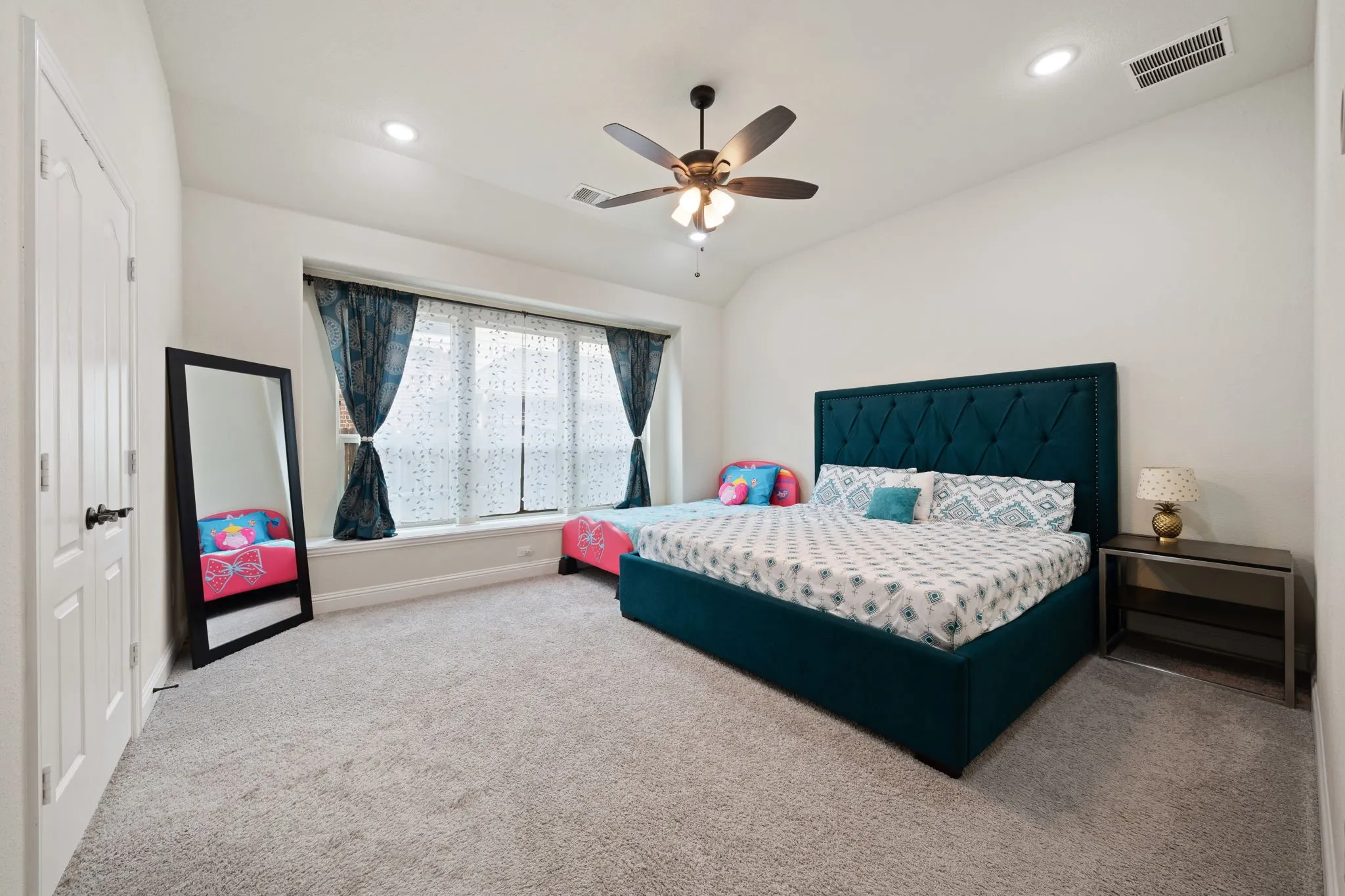 Single Family Residence For Sale in Collin County , 5101 Hertel Court, Mc Kinney, Texas 75071, 4 Bedroom, 3 Bathroom, 2 Garage spaces, 3,015 Sqft, built in 2022, mls#21362203, Real Estate Agent in Mc Kinney, Homes For Sale in Collin county, Homes For Sale in Mc Kinney, Realtor in Mc Kinney Texas, Real Estate Brokerage Independent Realty Texas, Luminita Cordes Realtor