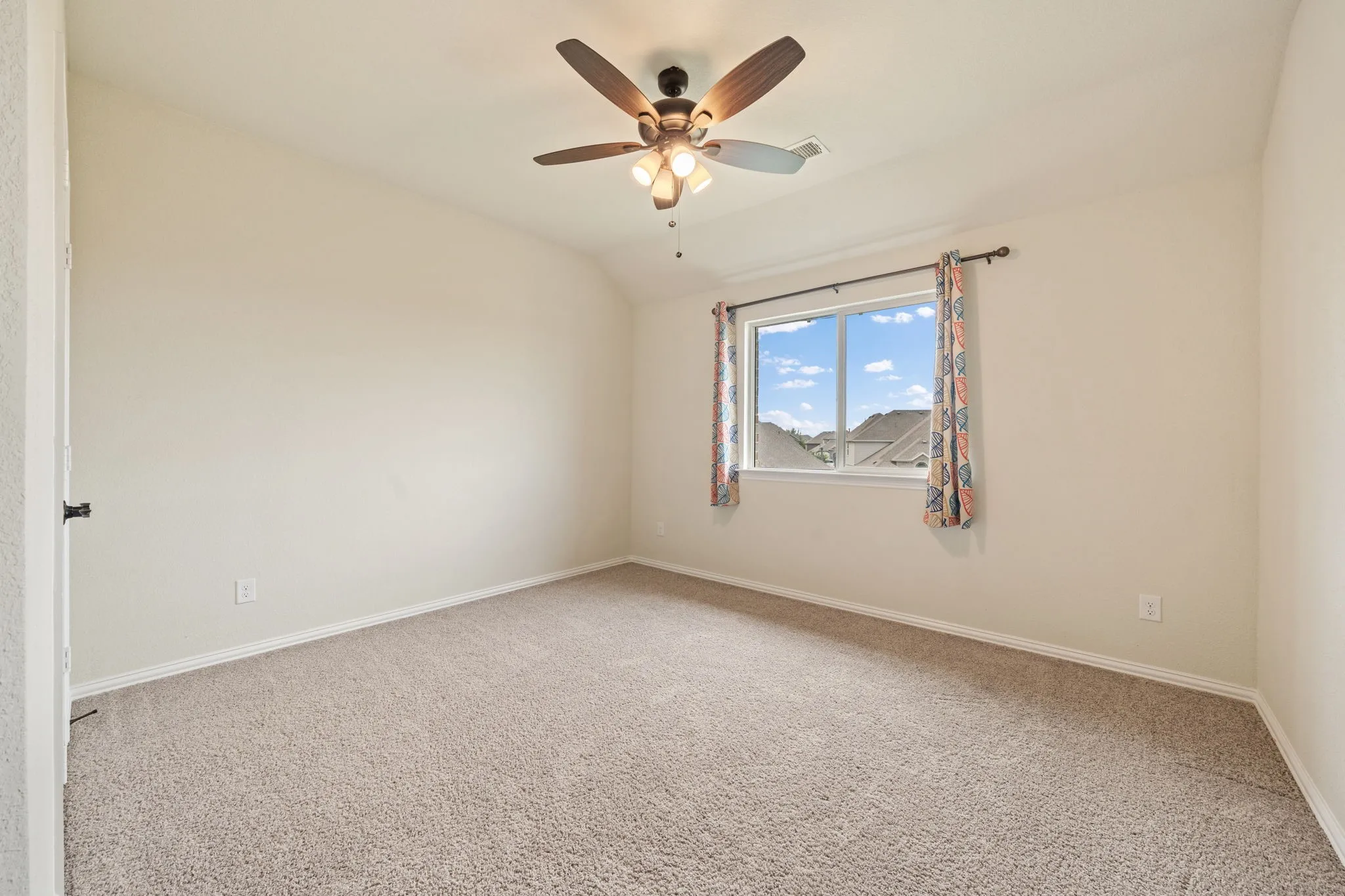 Single Family Residence For Sale in Collin County , 5101 Hertel Court, Mc Kinney, Texas 75071, 4 Bedroom, 3 Bathroom, 2 Garage spaces, 3,015 Sqft, built in 2022, mls#21362203, Real Estate Agent in Mc Kinney, Homes For Sale in Collin county, Homes For Sale in Mc Kinney, Realtor in Mc Kinney Texas, Real Estate Brokerage Independent Realty Texas, Luminita Cordes Realtor