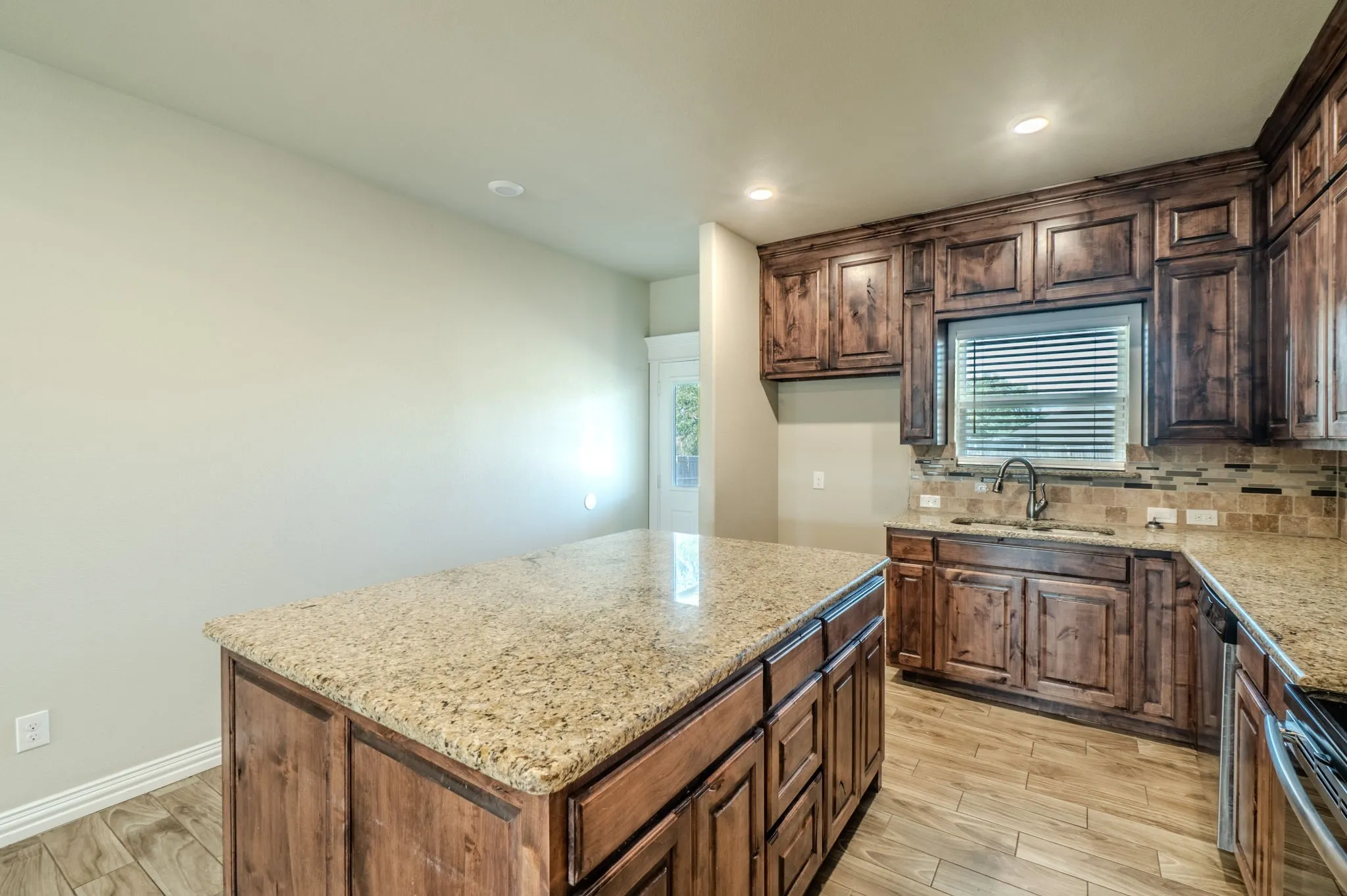 Single Family Residence For Sale in Tarrant County , 2016 Langston Street, Fort Worth, Texas 76105, 3 Bedroom, 2 Bathroom, 2 Garage spaces, 1,600 Sqft, built in 2019, mls#21369019, Real Estate Agent in Fort Worth, Homes For Sale in Tarrant county, Homes For Sale in Fort Worth, Realtor in Fort Worth Texas, Real Estate Brokerage Independent Realty Texas, Luminita Cordes Realtor