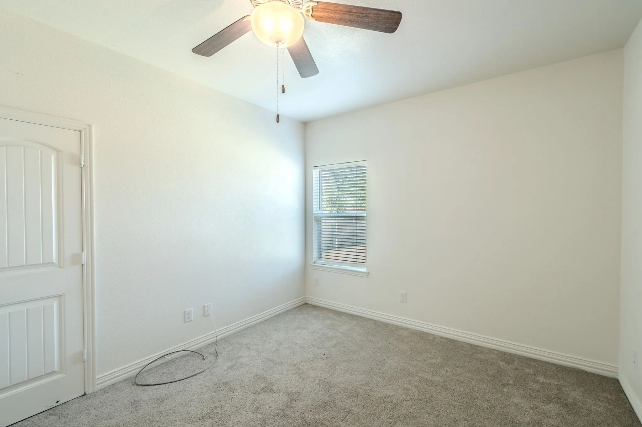 Single Family Residence For Sale in Tarrant County , 2016 Langston Street, Fort Worth, Texas 76105, 3 Bedroom, 2 Bathroom, 2 Garage spaces, 1,600 Sqft, built in 2019, mls#21369019, Real Estate Agent in Fort Worth, Homes For Sale in Tarrant county, Homes For Sale in Fort Worth, Realtor in Fort Worth Texas, Real Estate Brokerage Independent Realty Texas, Luminita Cordes Realtor