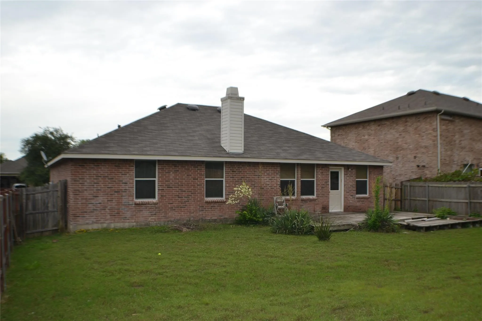 Single Family Residence For Rent in Collin County , 3704 Mariner Street, Mc Kinney, Texas 75070, 3 Bedroom, 2 Bathroom, 2 Garage spaces, 1,609 Sqft, built in 2004, mls#21371431, Real Estate Agent in Mc Kinney, Homes For Rent in Collin county, Homes For Rent in Mc Kinney, Realtor in Mc Kinney Texas, Real Estate Brokerage Independent Realty Texas, Luminita Cordes Realtor