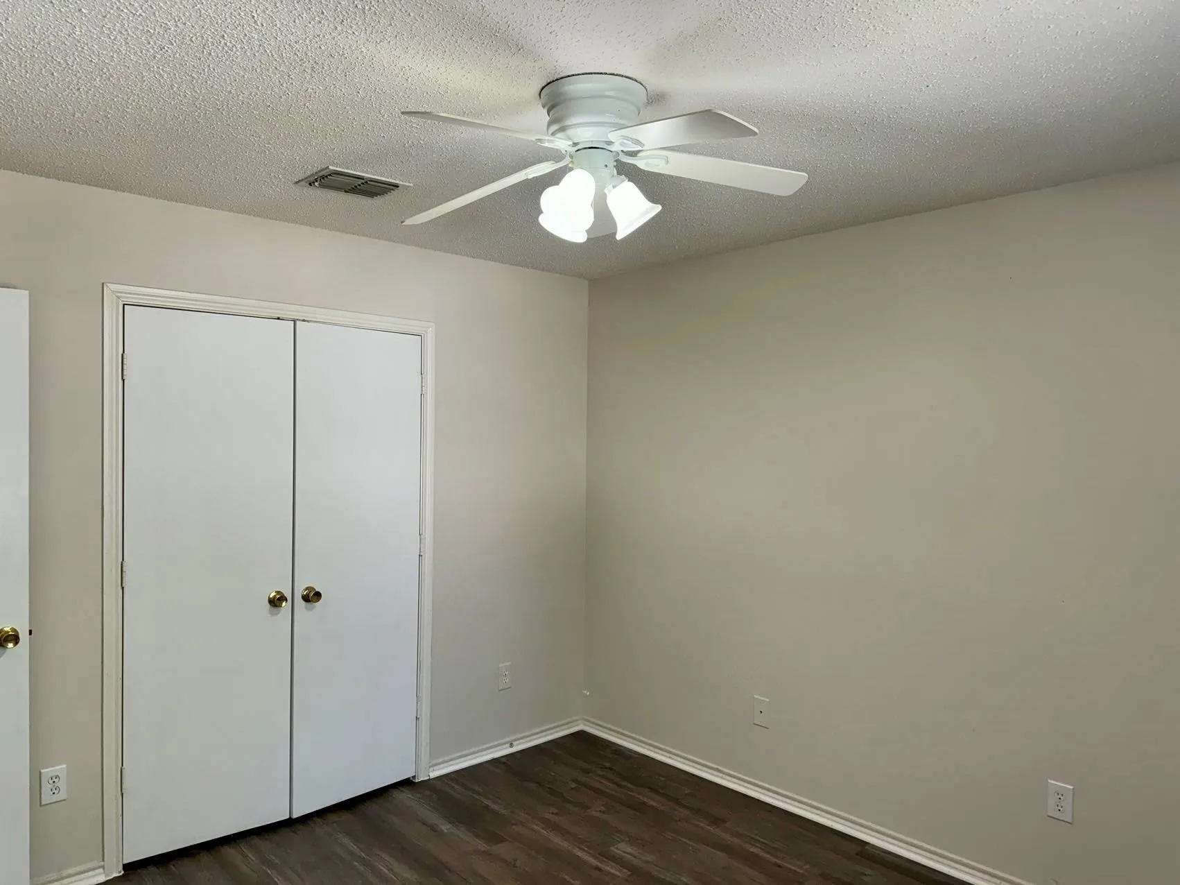 Single Family Residence For Rent in Collin County , 3704 Mariner Street, Mc Kinney, Texas 75070, 3 Bedroom, 2 Bathroom, 2 Garage spaces, 1,609 Sqft, built in 2004, mls#21371431, Real Estate Agent in Mc Kinney, Homes For Rent in Collin county, Homes For Rent in Mc Kinney, Realtor in Mc Kinney Texas, Real Estate Brokerage Independent Realty Texas, Luminita Cordes Realtor