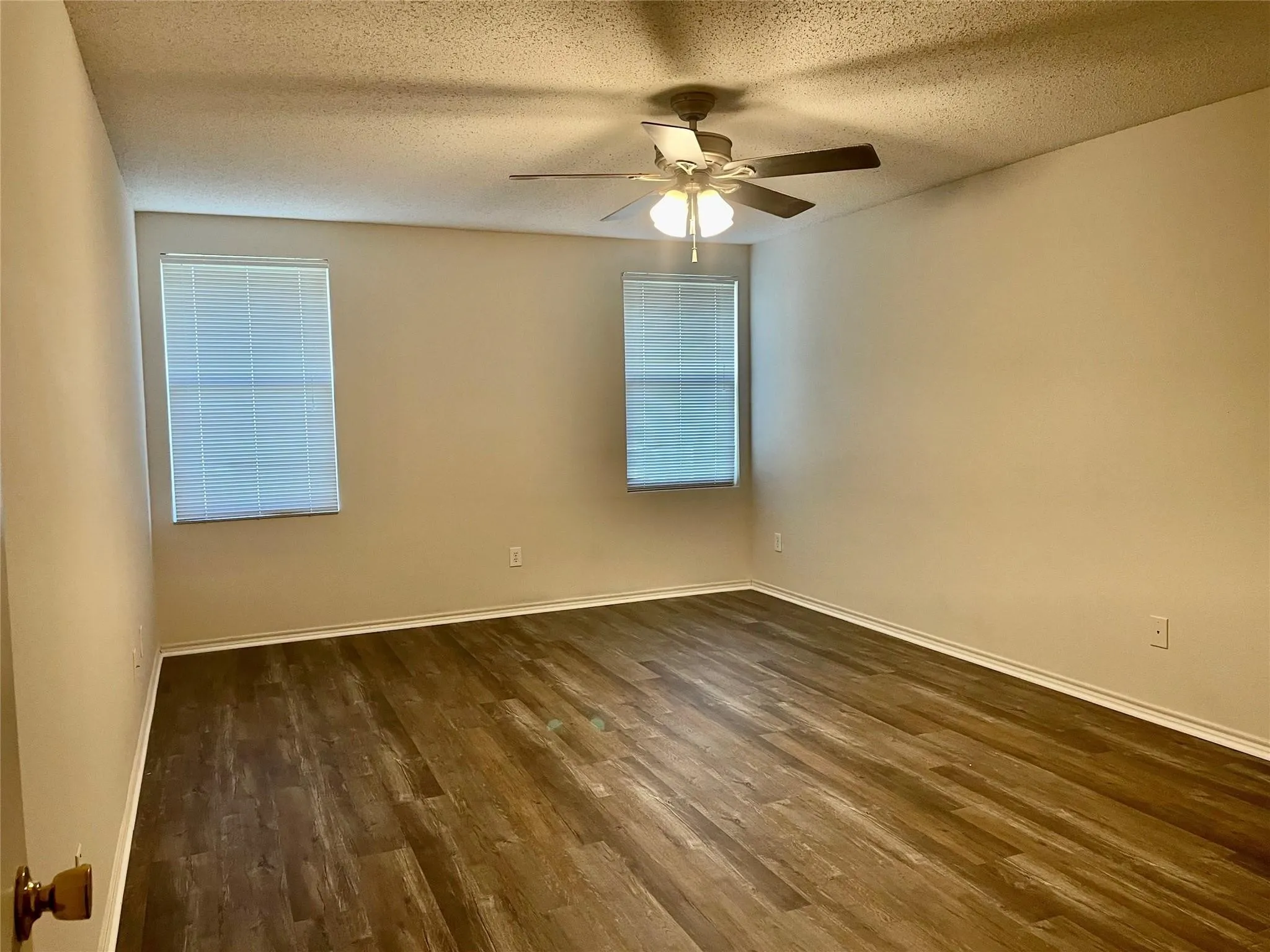 Single Family Residence For Rent in Collin County , 3704 Mariner Street, Mc Kinney, Texas 75070, 3 Bedroom, 2 Bathroom, 2 Garage spaces, 1,609 Sqft, built in 2004, mls#21371431, Real Estate Agent in Mc Kinney, Homes For Rent in Collin county, Homes For Rent in Mc Kinney, Realtor in Mc Kinney Texas, Real Estate Brokerage Independent Realty Texas, Luminita Cordes Realtor