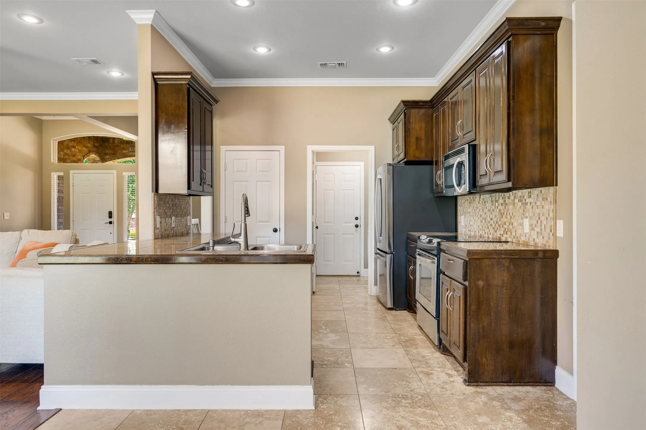Single Family Residence For Sale in Lamar County , 1025 Braydan, Reno, Texas 75462, 4 Bedroom, 2 Bathroom, 2 Garage spaces, 2,010 Sqft, built in 2013, mls#21371403, Real Estate Agent in Reno, Homes For Sale in Lamar county, Homes For Sale in Reno, Realtor in Reno Texas, Real Estate Brokerage Independent Realty Texas, Luminita Cordes Realtor