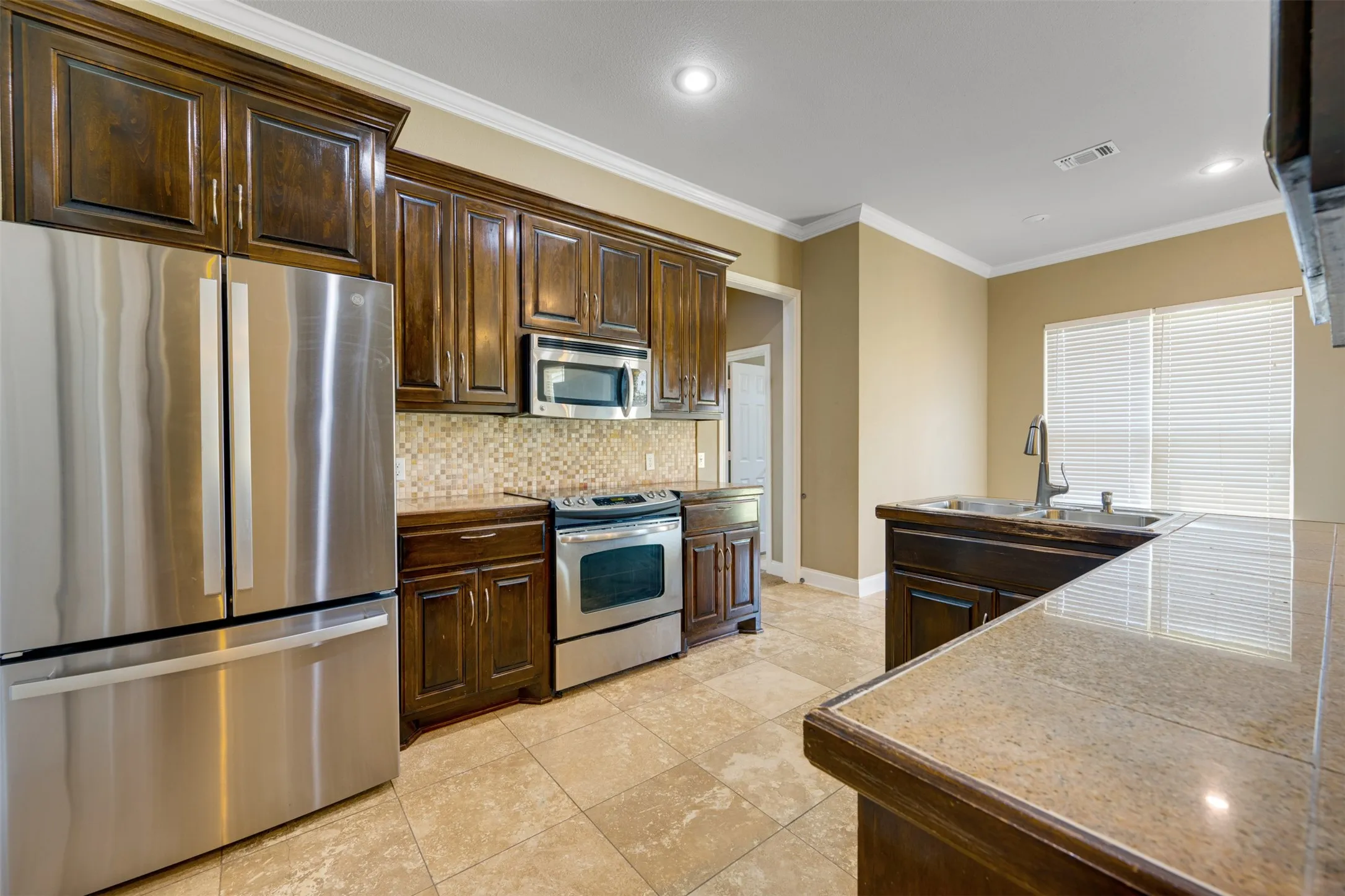 Single Family Residence For Sale in Lamar County , 1025 Braydan, Reno, Texas 75462, 4 Bedroom, 2 Bathroom, 2 Garage spaces, 2,010 Sqft, built in 2013, mls#21371403, Real Estate Agent in Reno, Homes For Sale in Lamar county, Homes For Sale in Reno, Realtor in Reno Texas, Real Estate Brokerage Independent Realty Texas, Luminita Cordes Realtor