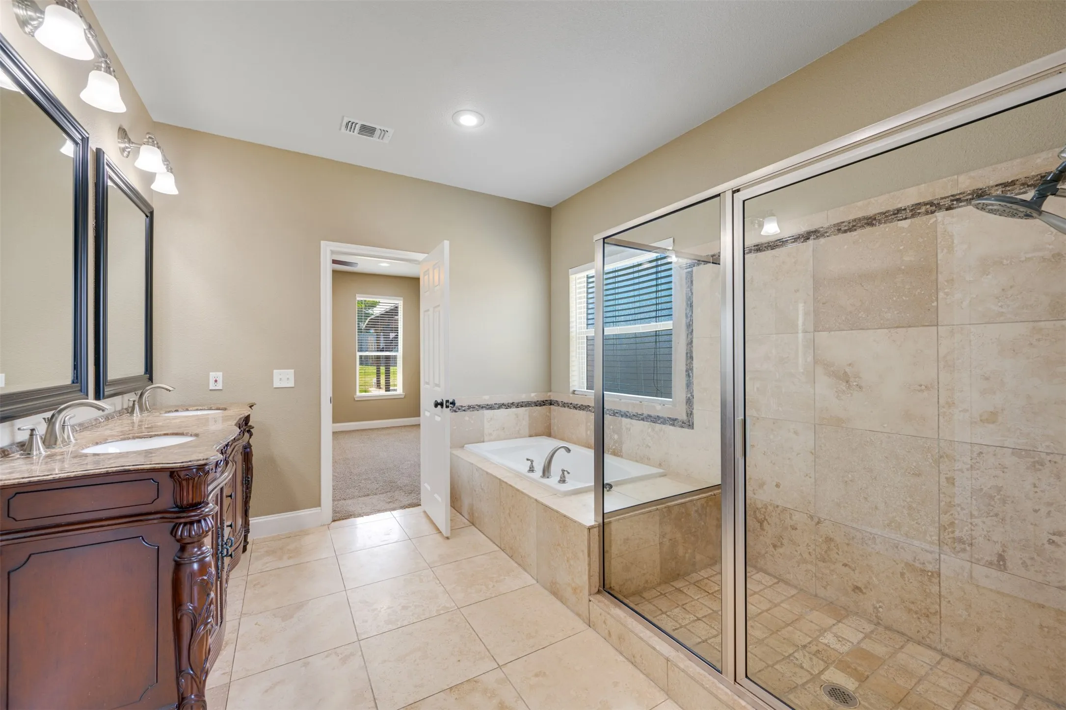 Single Family Residence For Sale in Lamar County , 1025 Braydan, Reno, Texas 75462, 4 Bedroom, 2 Bathroom, 2 Garage spaces, 2,010 Sqft, built in 2013, mls#21371403, Real Estate Agent in Reno, Homes For Sale in Lamar county, Homes For Sale in Reno, Realtor in Reno Texas, Real Estate Brokerage Independent Realty Texas, Luminita Cordes Realtor