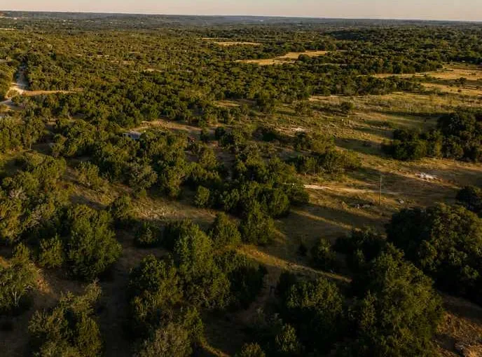 Single Family Residence For Sale in Coryell County , 1098 Winter Road, Gatesville, Texas 76528, 2 Bedroom, 1 Bathroom, Garage spaces, 596 Sqft, built in 2016, mls#21369890, Real Estate Agent in Gatesville, Homes For Sale in Coryell county, Homes For Sale in Gatesville, Realtor in Gatesville Texas, Real Estate Brokerage Independent Realty Texas, Luminita Cordes Realtor