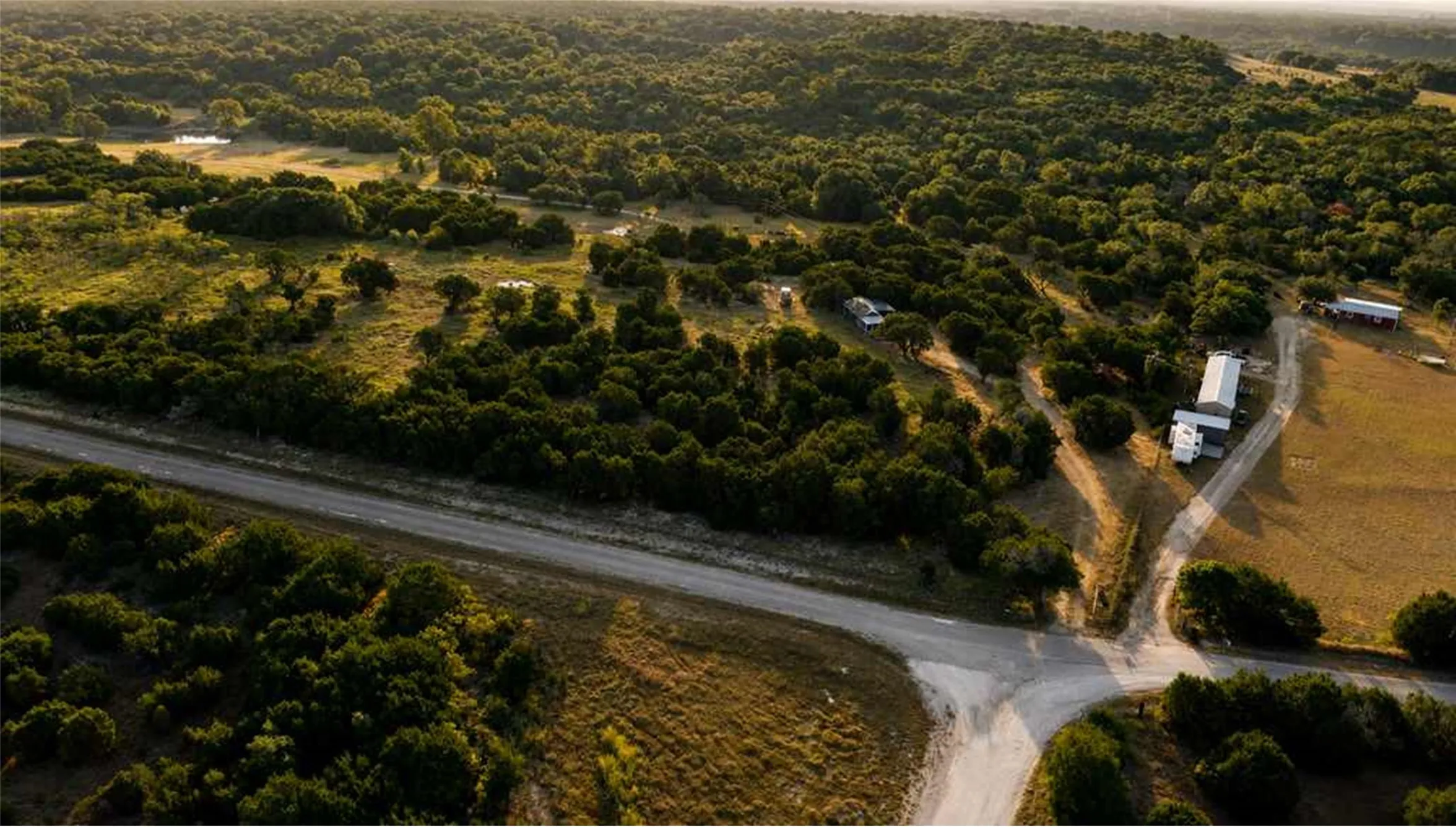 Single Family Residence For Sale in Coryell County , 1098 Winter Road, Gatesville, Texas 76528, 2 Bedroom, 1 Bathroom, Garage spaces, 596 Sqft, built in 2016, mls#21369890, Real Estate Agent in Gatesville, Homes For Sale in Coryell county, Homes For Sale in Gatesville, Realtor in Gatesville Texas, Real Estate Brokerage Independent Realty Texas, Luminita Cordes Realtor