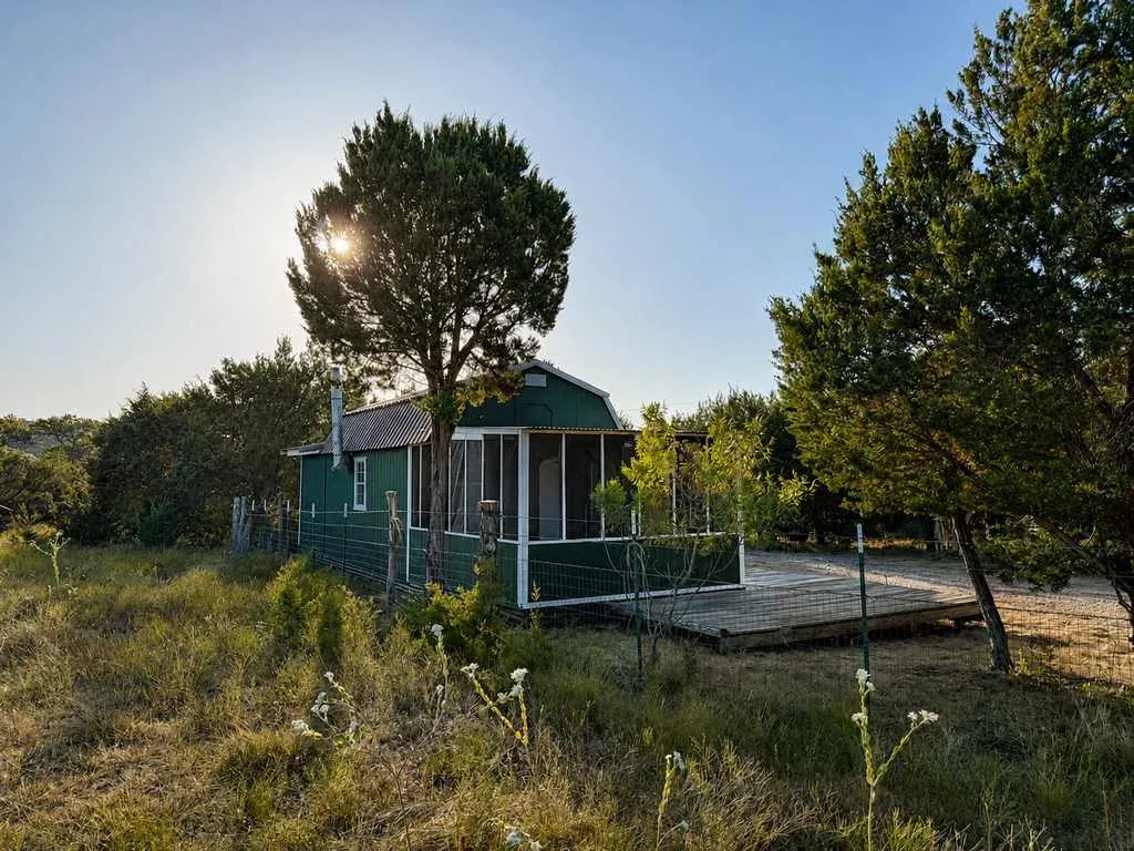 Single Family Residence For Sale in Coryell County , 1098 Winter Road, Gatesville, Texas 76528, 2 Bedroom, 1 Bathroom, Garage spaces, 596 Sqft, built in 2016, mls#21369890, Real Estate Agent in Gatesville, Homes For Sale in Coryell county, Homes For Sale in Gatesville, Realtor in Gatesville Texas, Real Estate Brokerage Independent Realty Texas, Luminita Cordes Realtor