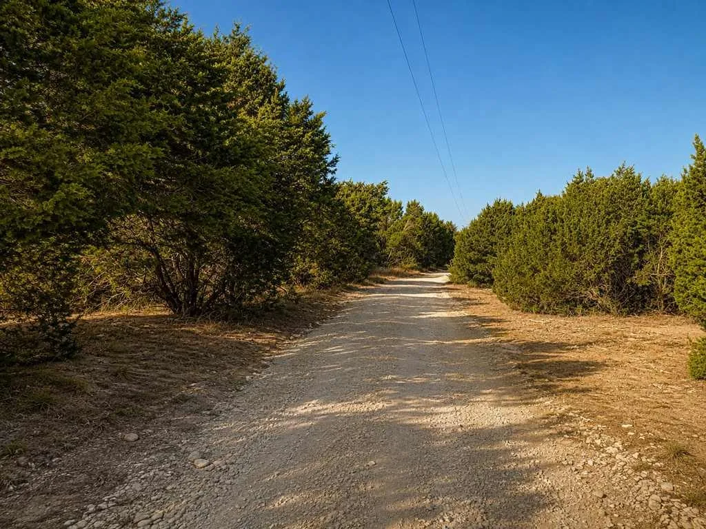 Single Family Residence For Sale in Coryell County , 1098 Winter Road, Gatesville, Texas 76528, 2 Bedroom, 1 Bathroom, Garage spaces, 596 Sqft, built in 2016, mls#21369890, Real Estate Agent in Gatesville, Homes For Sale in Coryell county, Homes For Sale in Gatesville, Realtor in Gatesville Texas, Real Estate Brokerage Independent Realty Texas, Luminita Cordes Realtor