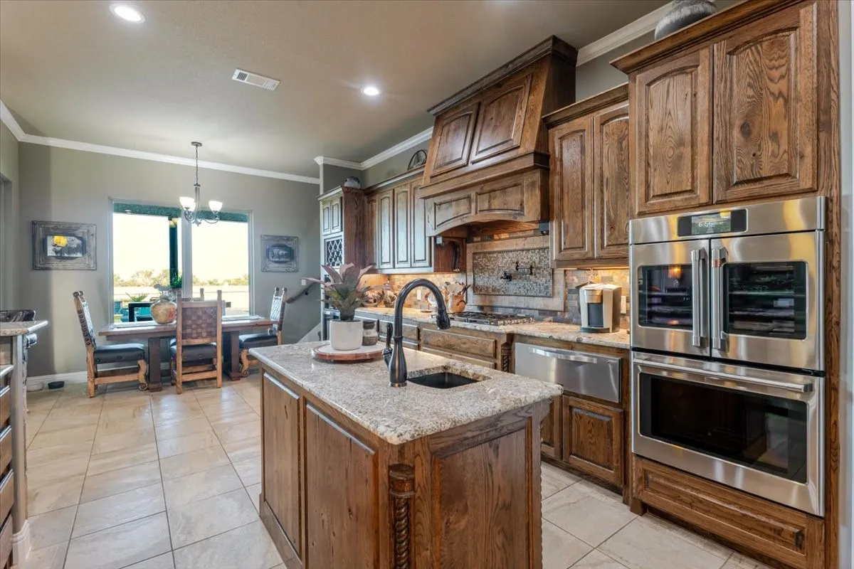 Single Family Residence For Sale in Parker County , 10106 Prather Road, Springtown, Texas 76082, 4 Bedroom, 5 Bathroom, 3 Garage spaces, 3,348 Sqft, built in 2018, mls#21369961, Real Estate Agent in Springtown, Homes For Sale in Parker county, Homes For Sale in Springtown, Realtor in Springtown Texas, Real Estate Brokerage Independent Realty Texas, Luminita Cordes Realtor