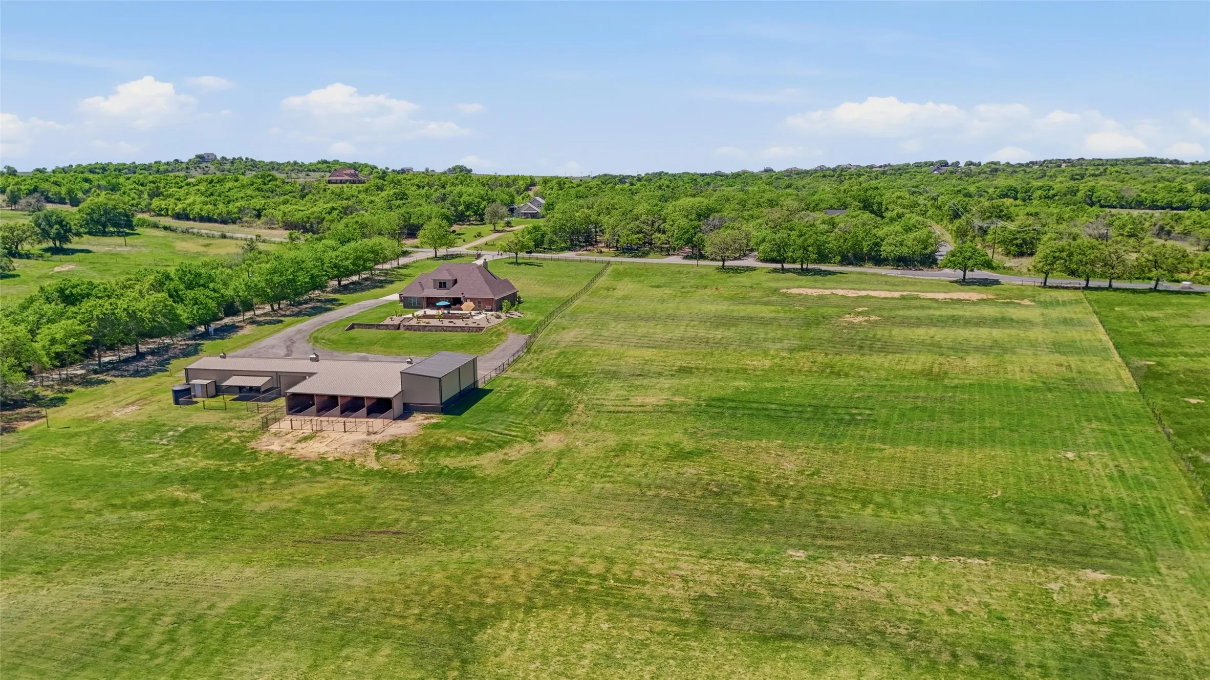 Single Family Residence For Sale in Parker County , 10106 Prather Road, Springtown, Texas 76082, 4 Bedroom, 5 Bathroom, 3 Garage spaces, 3,348 Sqft, built in 2018, mls#21369961, Real Estate Agent in Springtown, Homes For Sale in Parker county, Homes For Sale in Springtown, Realtor in Springtown Texas, Real Estate Brokerage Independent Realty Texas, Luminita Cordes Realtor